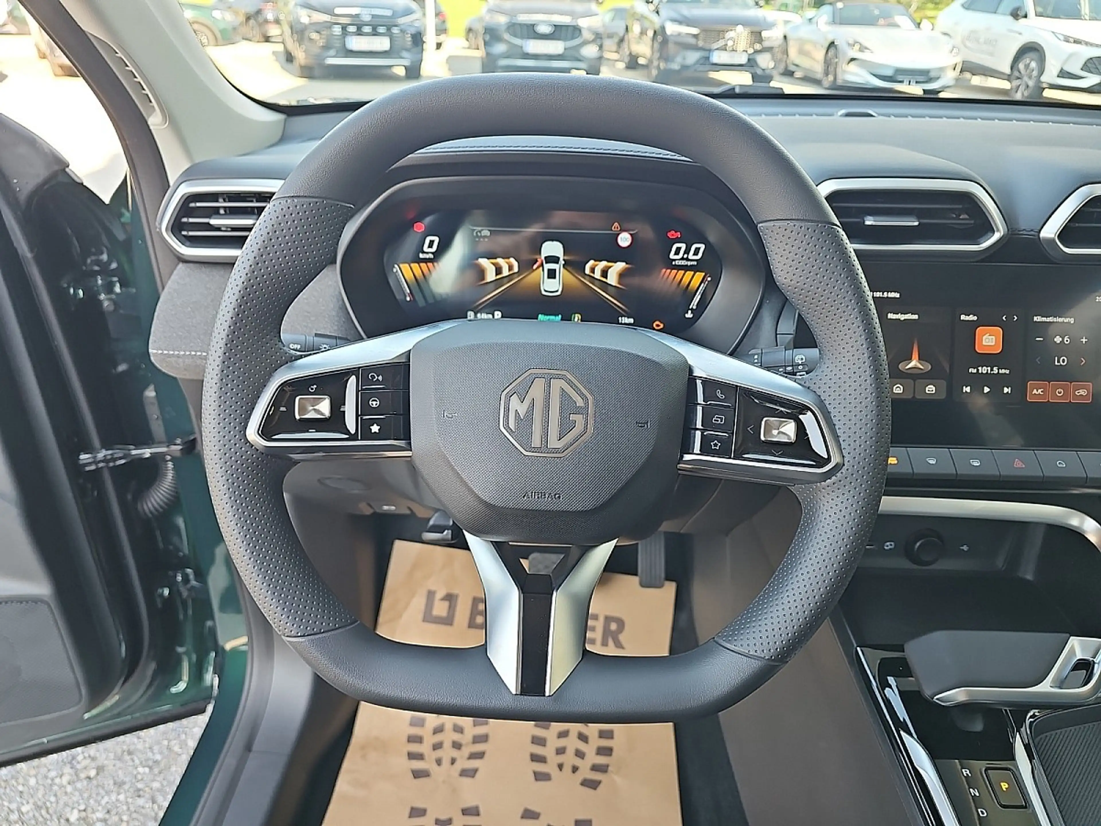 MG ZS 1.5 Hybrid+ Select *inkl. Anhängervorrichtung a... — photo 12