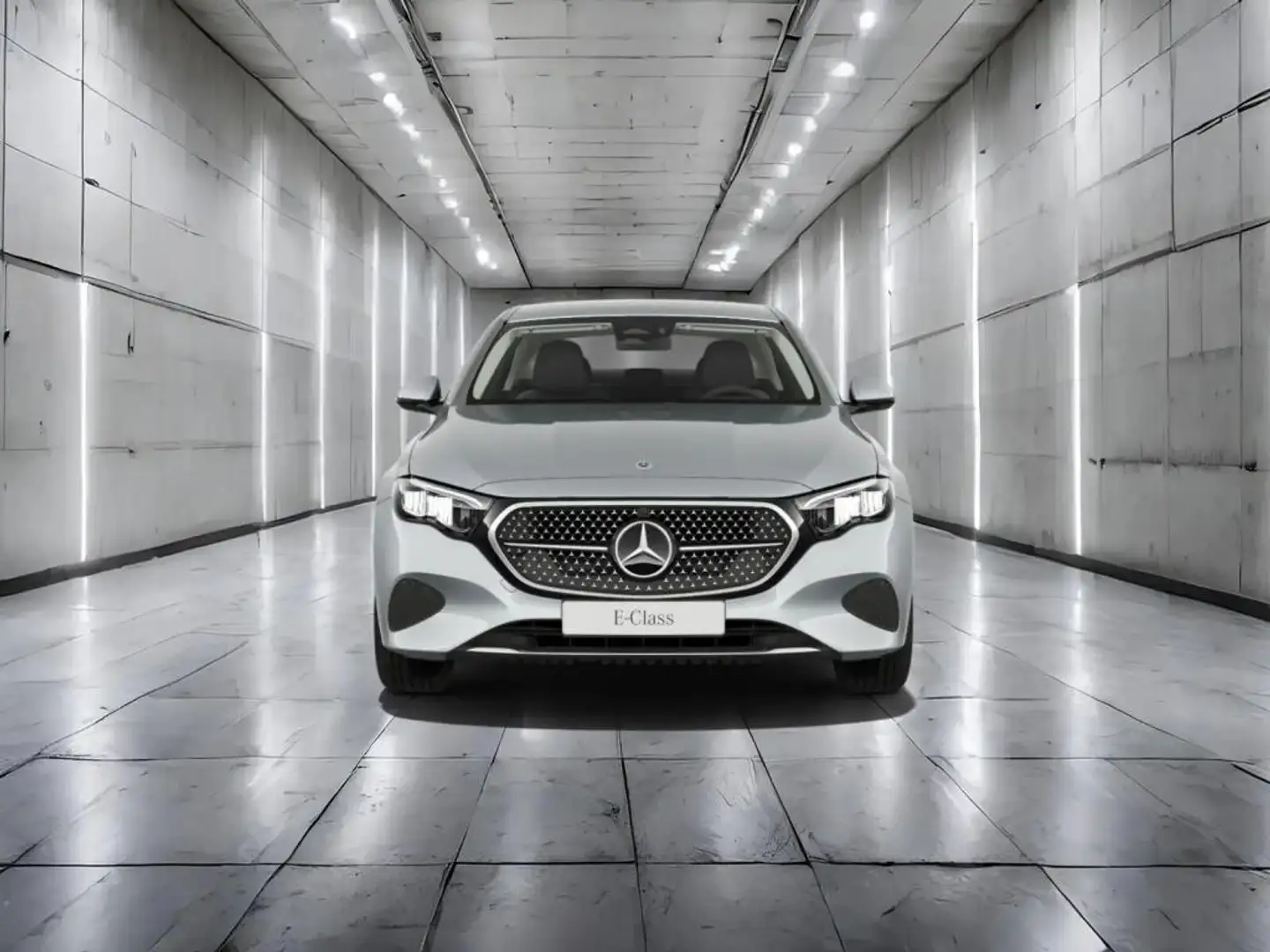 Mercedes-Benz E 220 d 4M AVANTGARDE+AMBIENTE+DISTRO+MBUX+NAVI Silber - 2