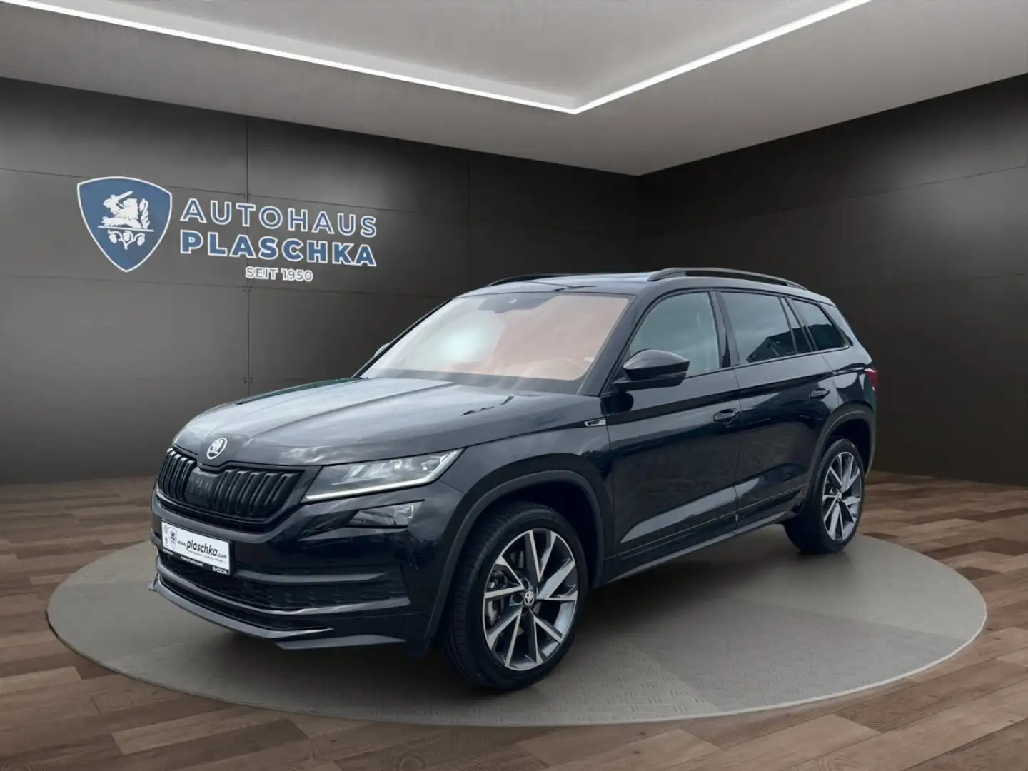 Skoda Kodiaq 2.0 TDI DSG Sportline 4x4 NAVI+PANO+AHK Klima Noir - 1