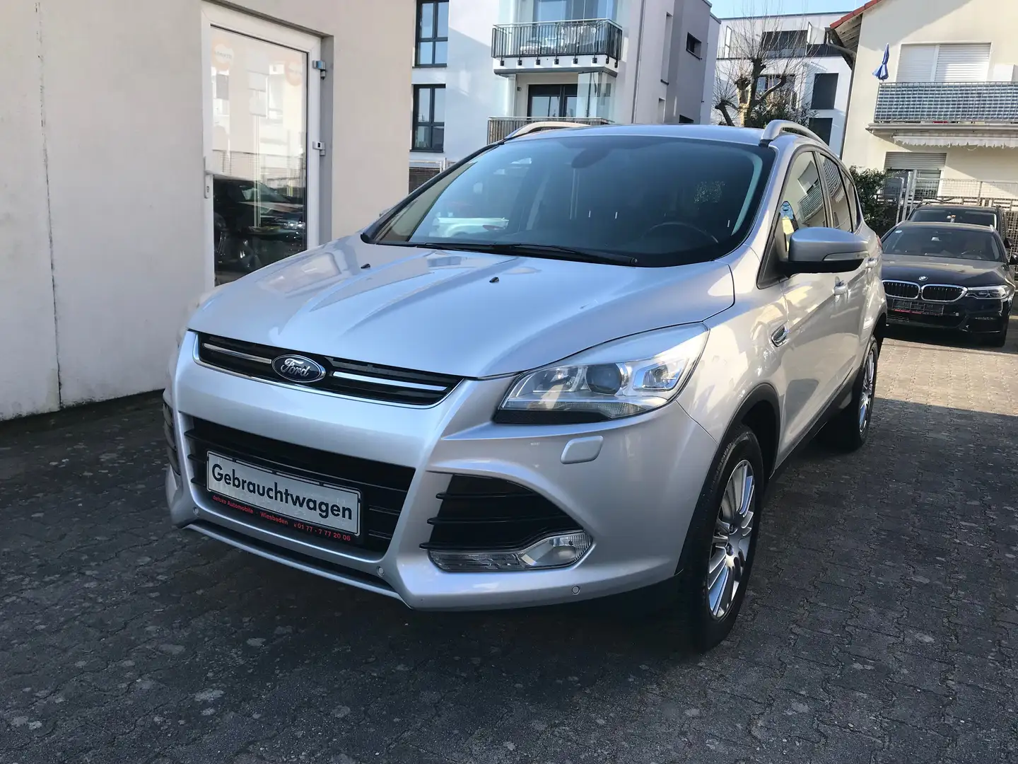 Ford Kuga Diesel 2.0 TDCi 4x4 Aut. Titanium PANO NAVI./CAM Grau - 2
