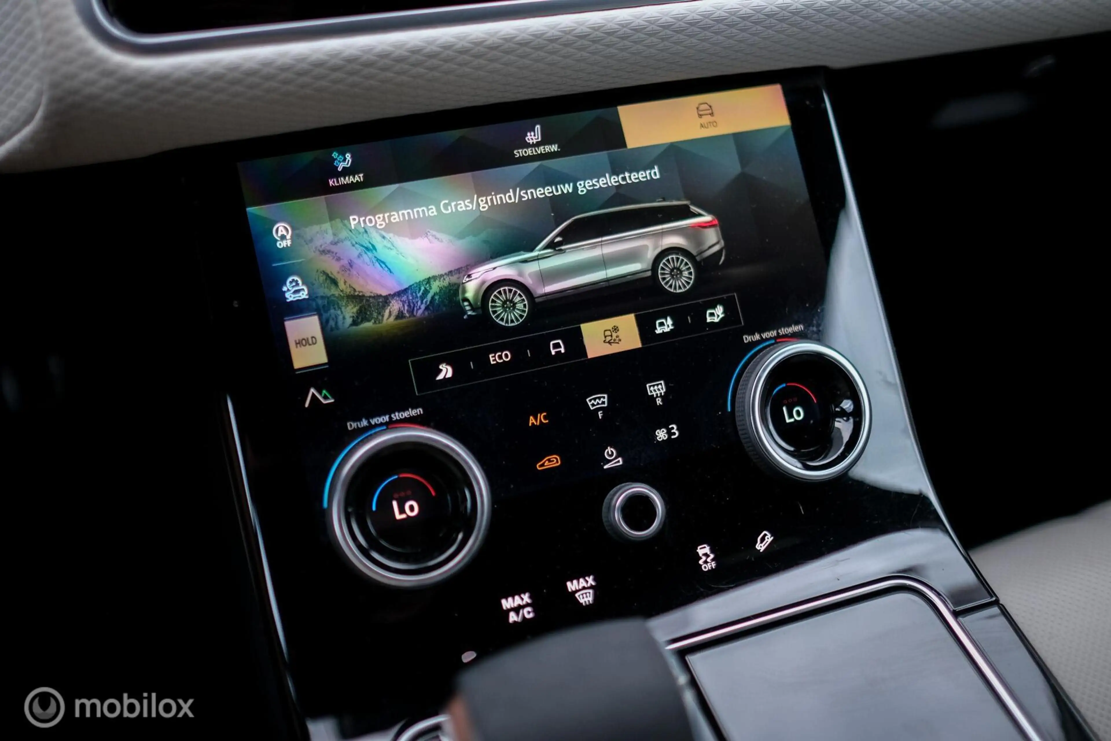 Land Rover Range Rover Velar 2.0 D200 R-Dynamic HSE | Grijskenteken | Bedrijfsw — photo 13