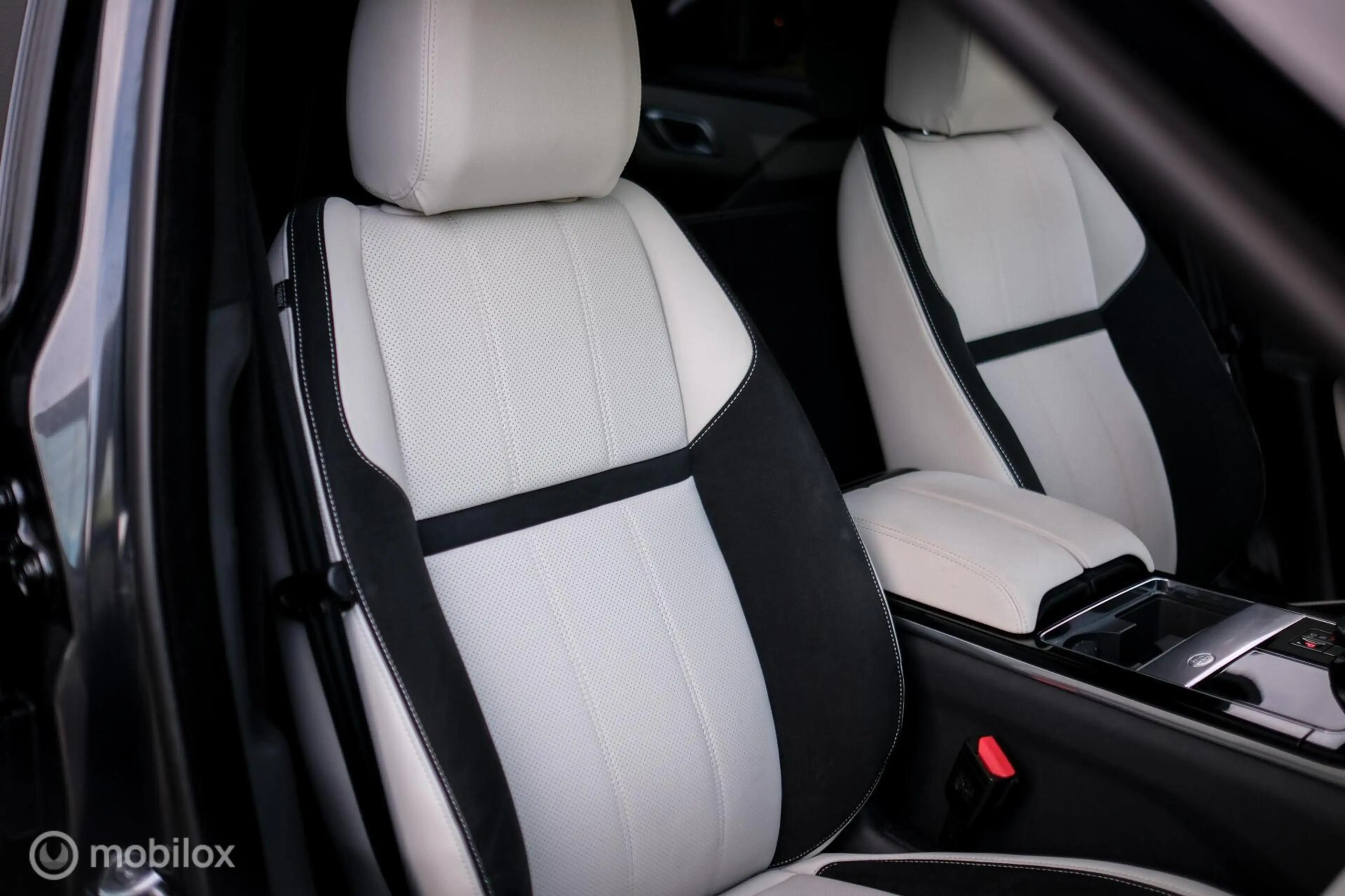 Land Rover Range Rover Velar 2.0 D200 R-Dynamic HSE | Grijskenteken | Bedrijfsw — photo 11