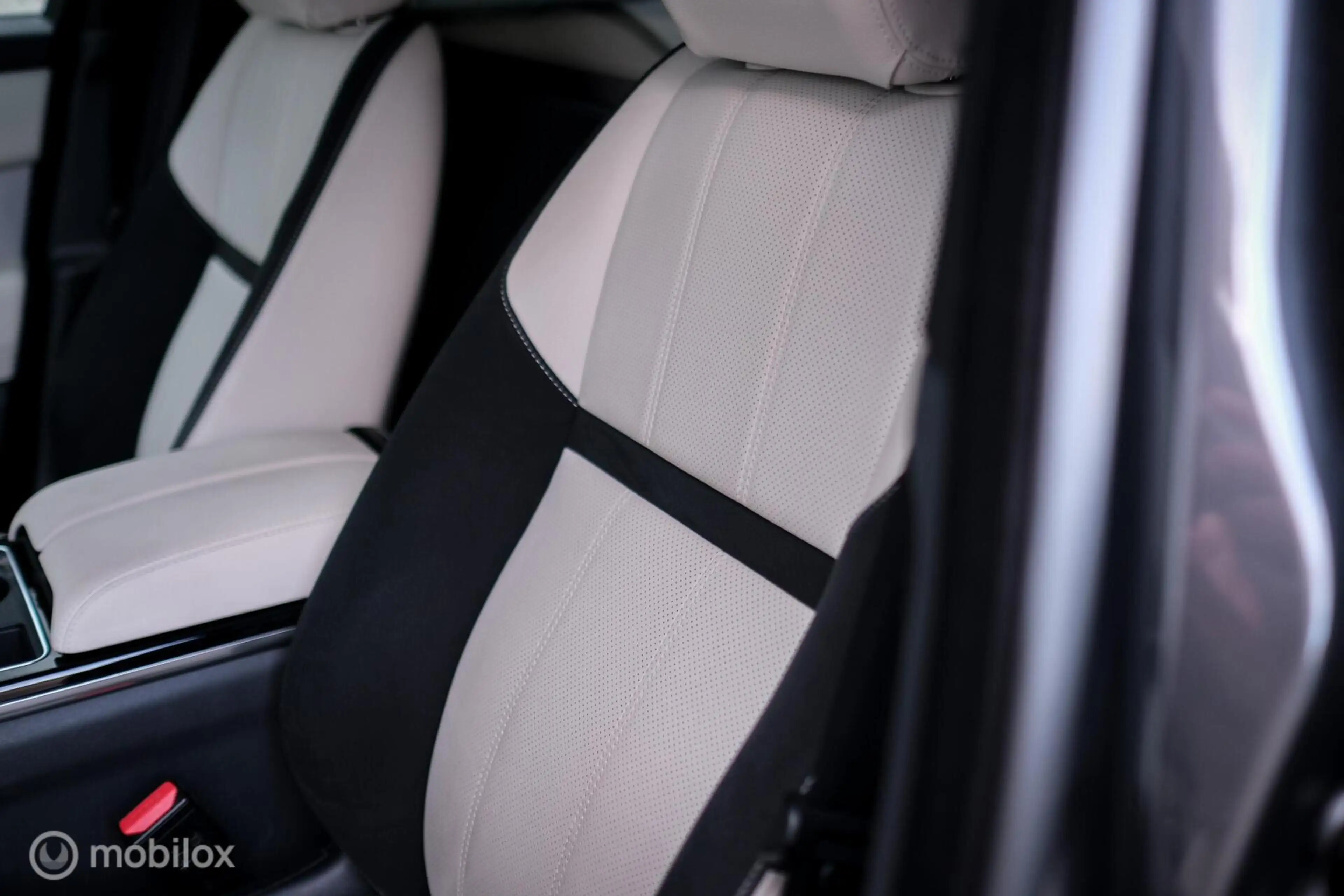 Land Rover Range Rover Velar 2.0 D200 R-Dynamic HSE | Grijskenteken | Bedrijfsw — photo 33