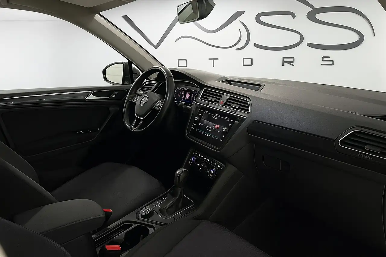 Volkswagen Tiguan снимка Volkswagen Tiguan