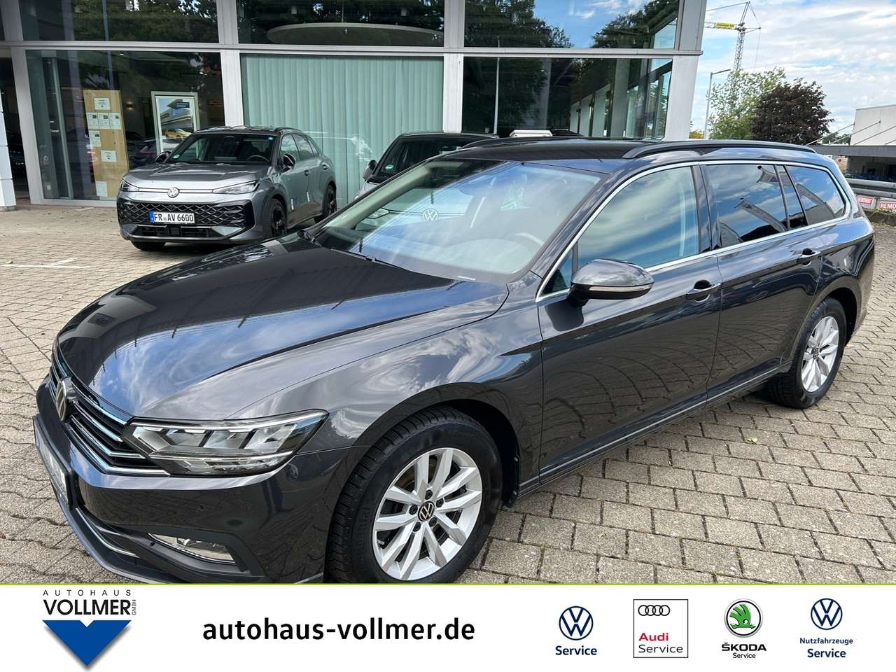 Volkswagen Passat Variant 2022 — 1,5 TSI DSG Business, AHK, PDC, LED, NAV KLIMA NA
