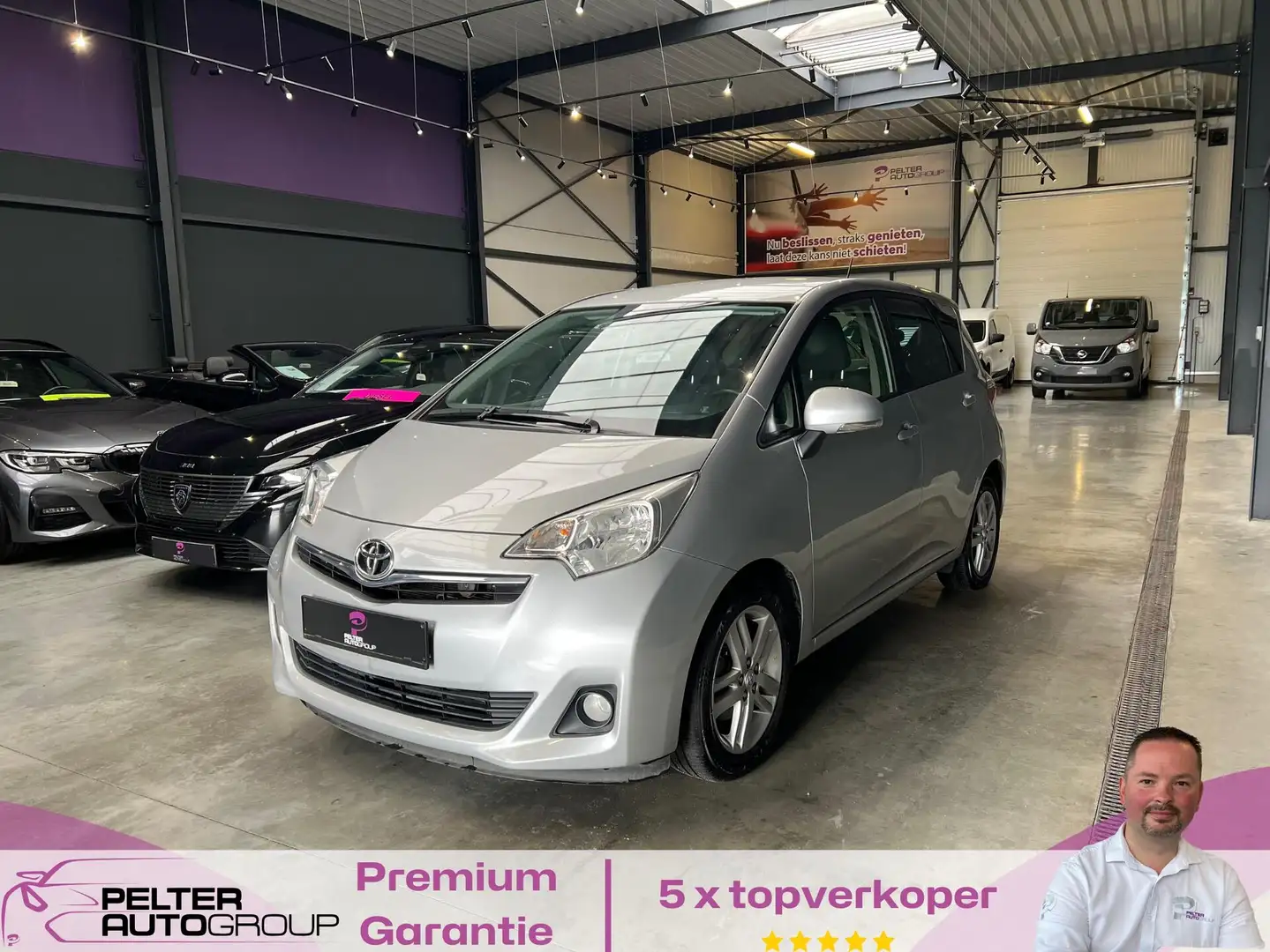 Toyota Verso-S 1.3 Benzine Camera Bluetooth Grau - 1