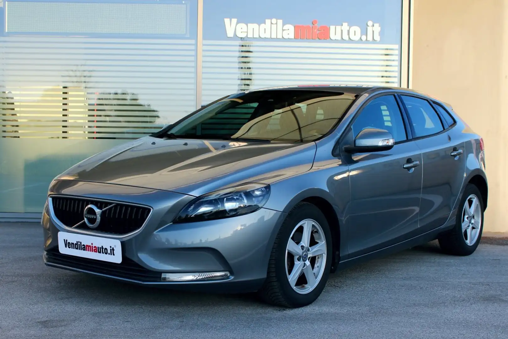 Volvo V40 1.6 d2 Kinetic - OK PER NEO PATENTATI Grigio - 2