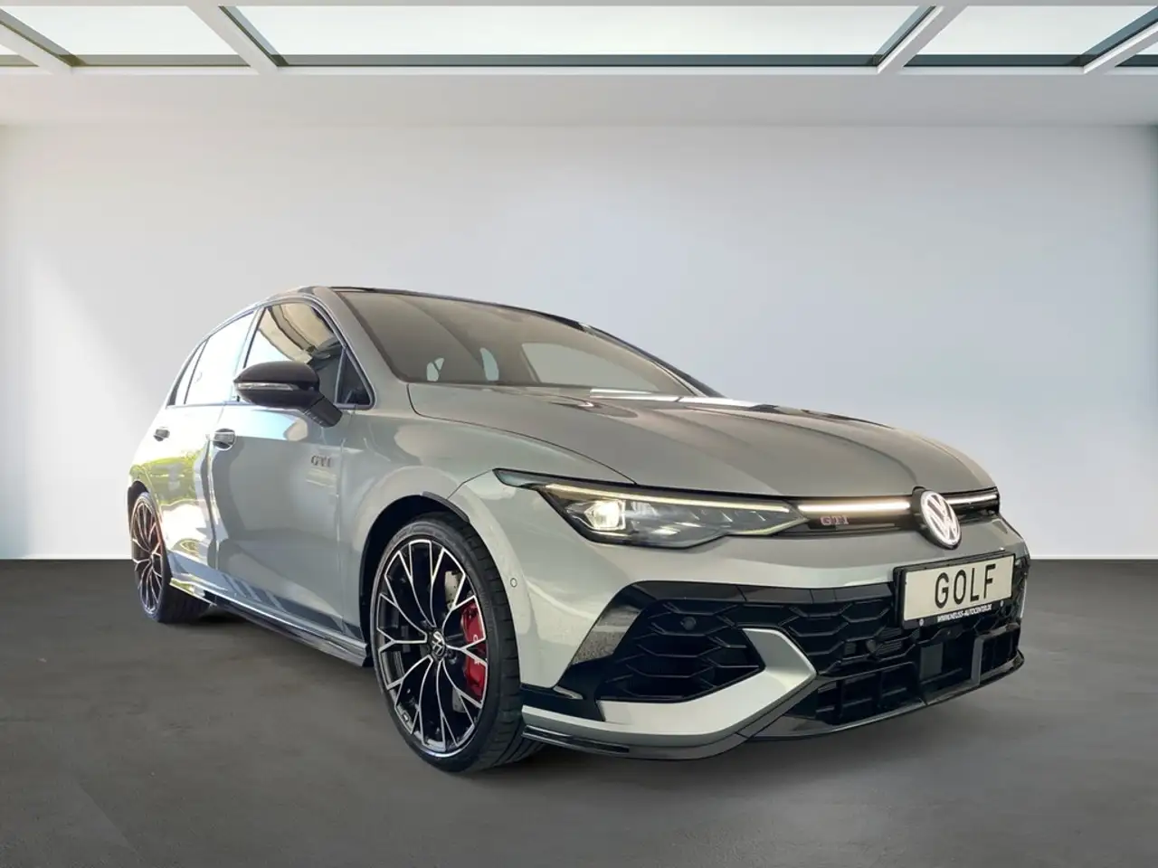 Volkswagen Golf GTI Clubsport 2.0 TSI DSG PANO+HUD+LEDER+BLACK 16