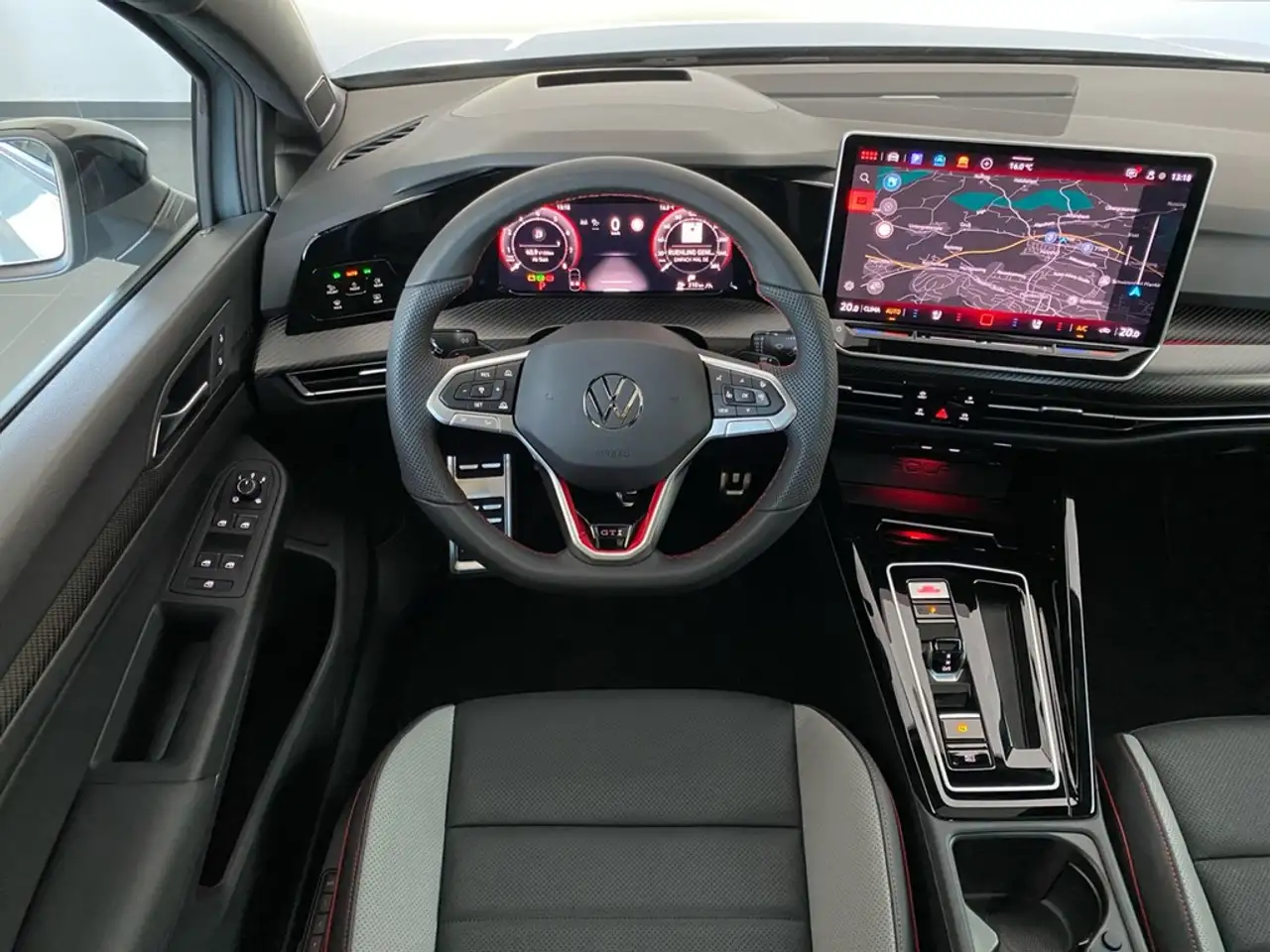 Volkswagen Golf GTI Clubsport 2.0 TSI DSG PANO+HUD+LEDER+BLACK 9