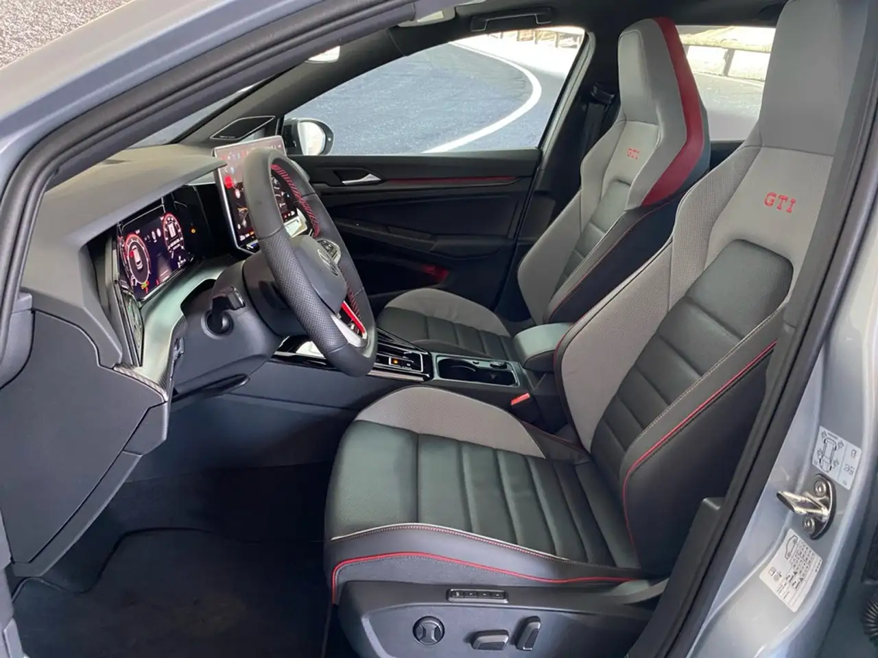 Volkswagen Golf GTI Clubsport 2.0 TSI DSG PANO+HUD+LEDER+BLACK 4