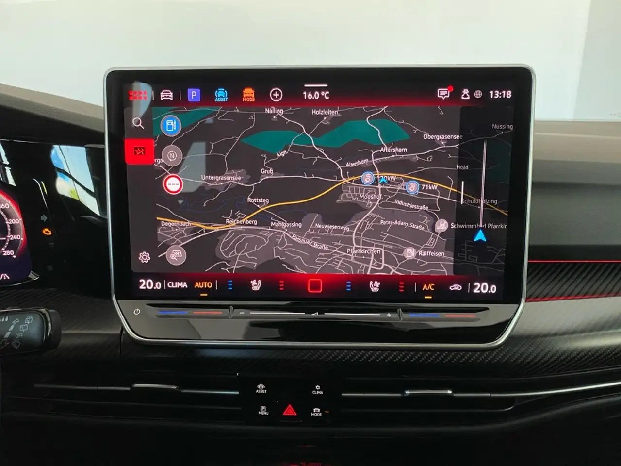 Volkswagen Golf GTI Clubsport 2.0 TSI DSG PANO+HUD+LEDER+BLACK 10