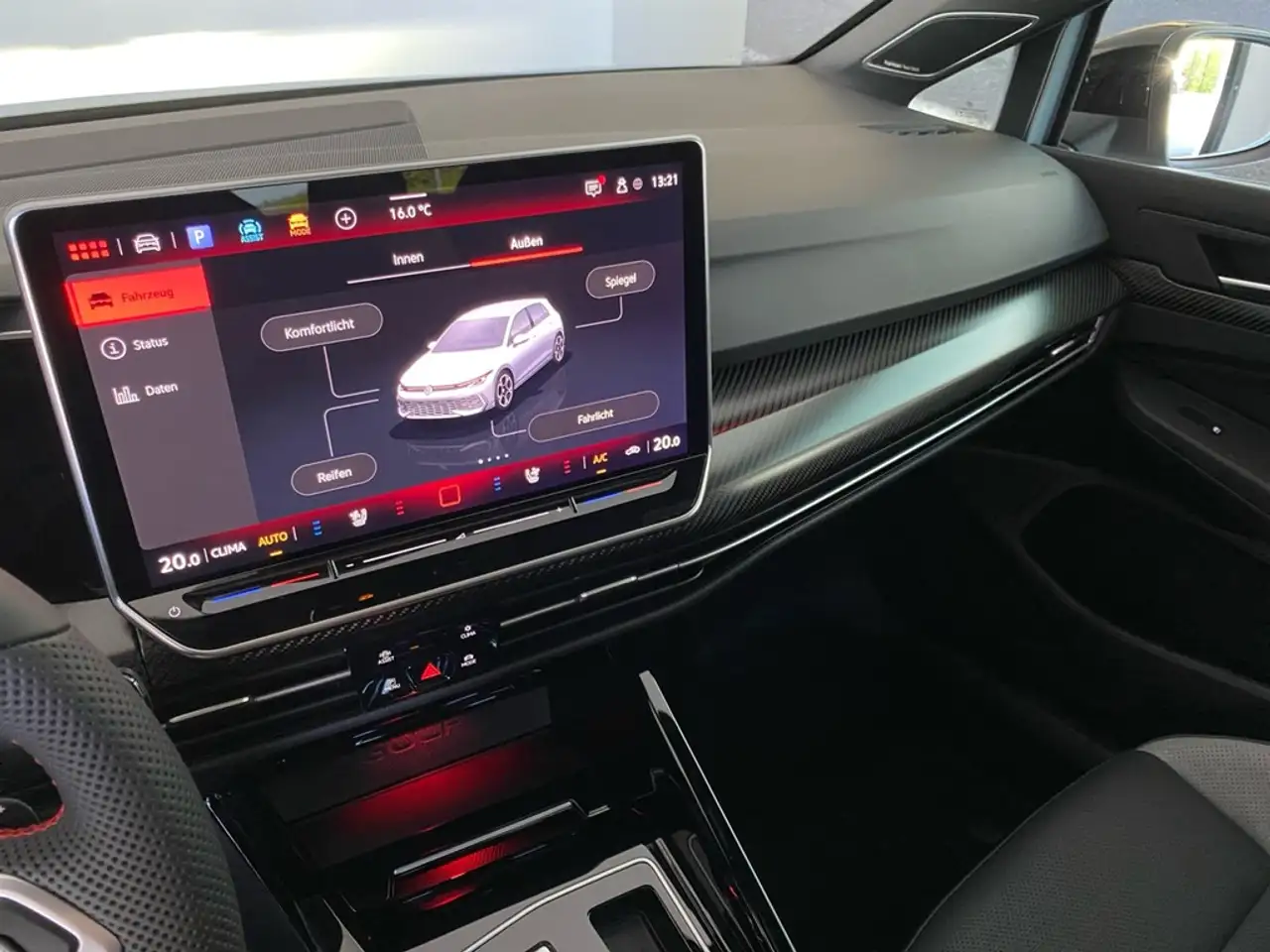 Volkswagen Golf GTI Clubsport 2.0 TSI DSG PANO+HUD+LEDER+BLACK 22