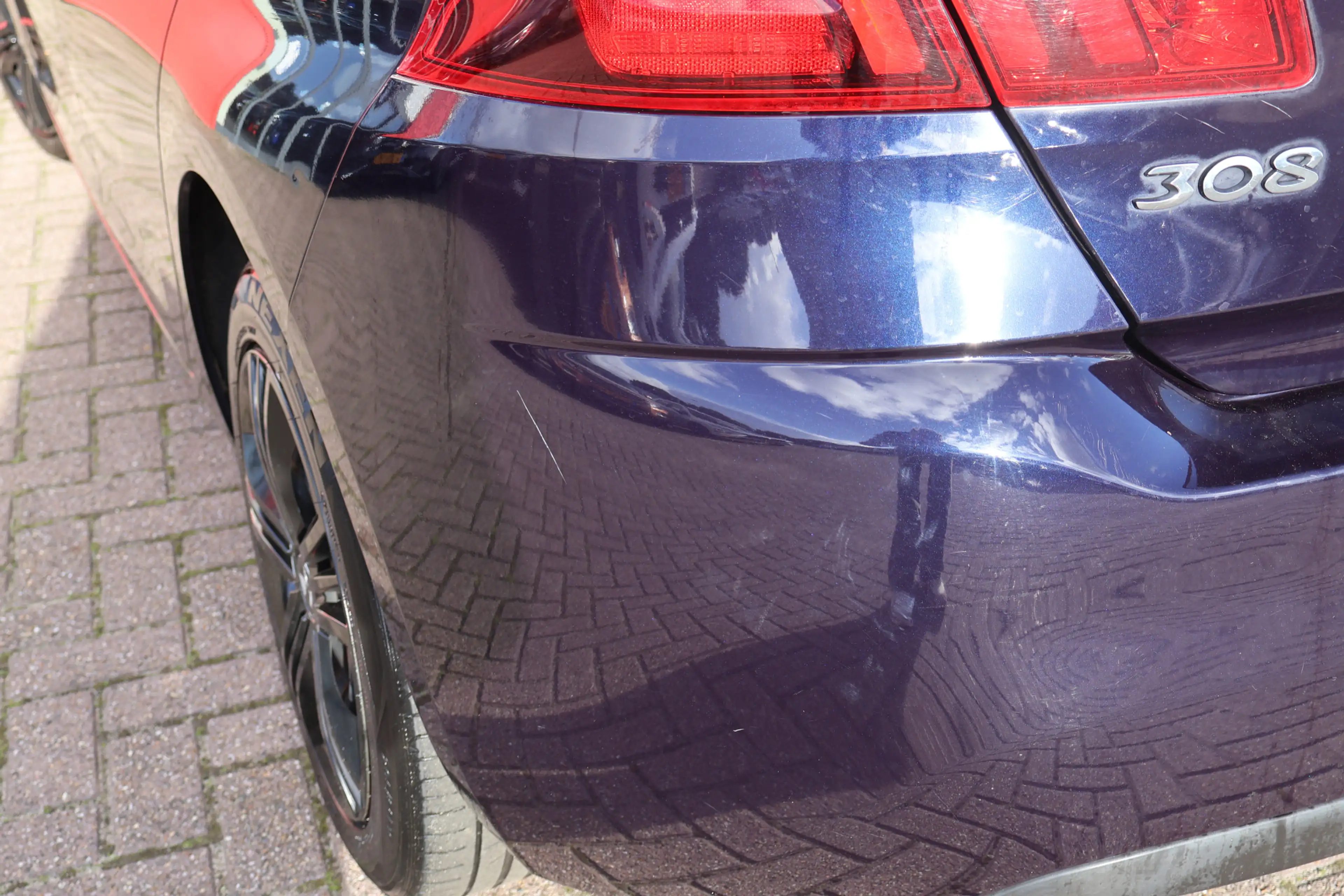 Peugeot 308 1.6 BlueHDi Blue Lease — photo 17