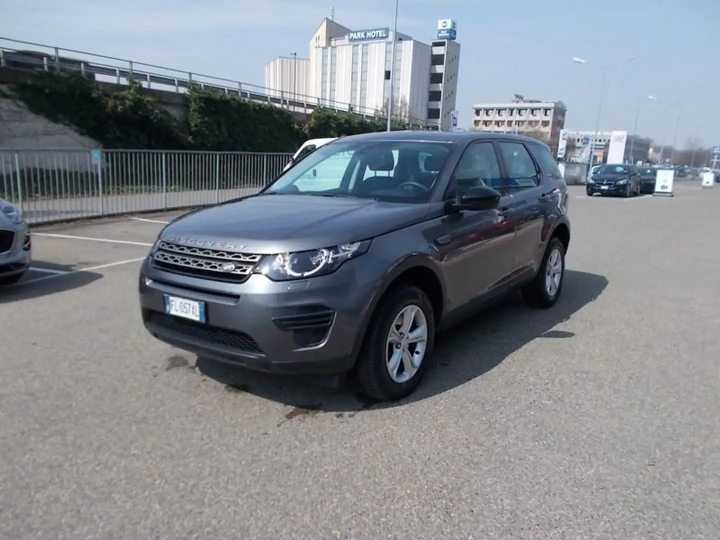 Land Rover Discovery Sport 2.0 TD4 150 Auto   HSE - 1