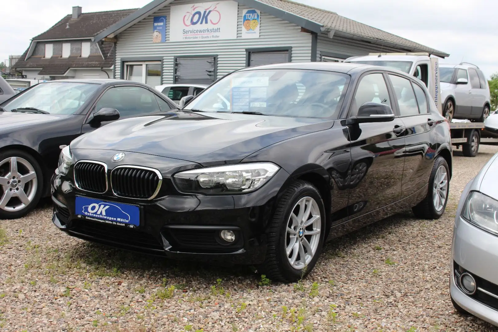 BMW 118 i Advantage*SHZ*Klima*Tempomat*PDC*S.Heft* Noir - 2