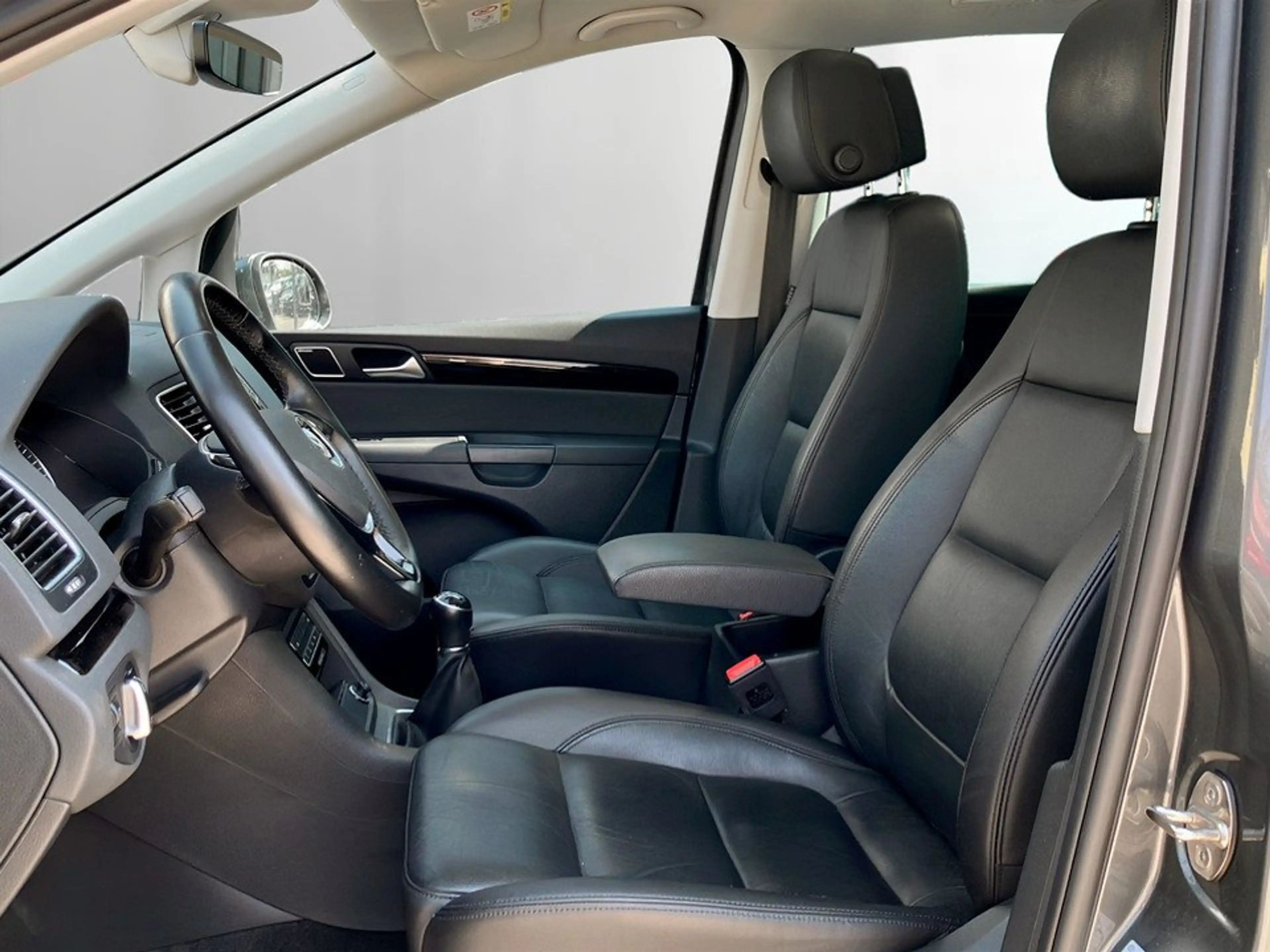 Volkswagen Sharan 1.4 TSI BlueMotionTech Business+ Alcant. — photo 9