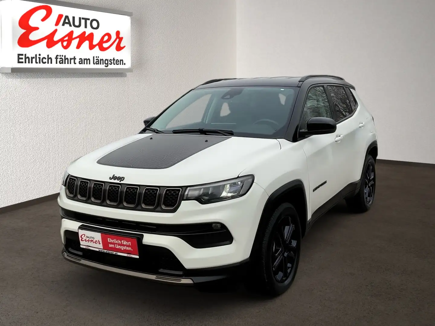 Jeep Compass 1.3 PHEV UPLAND AT Allrad ! Schwarz - 2