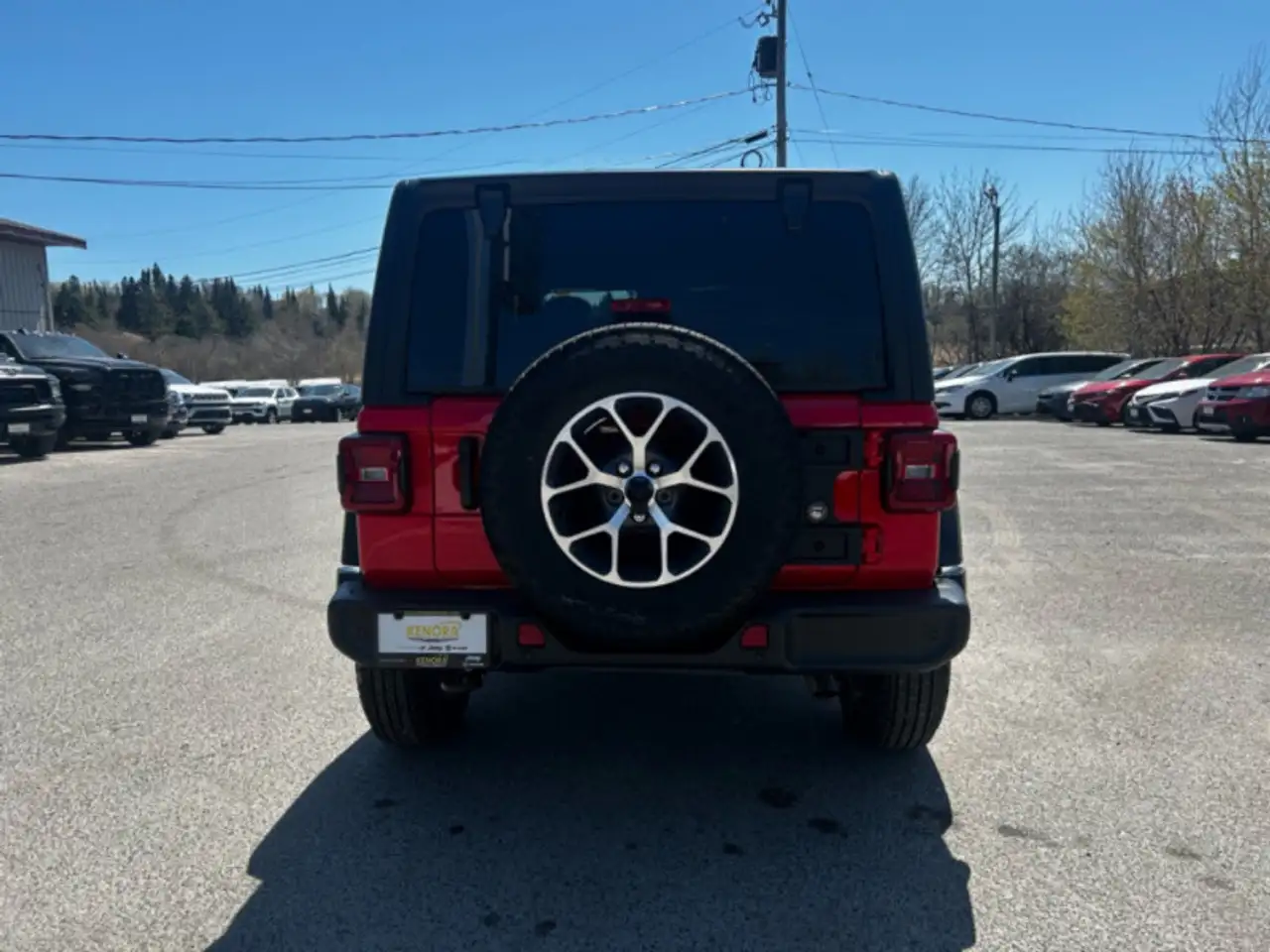 Jeep Wrangler снимка Jeep Wrangler