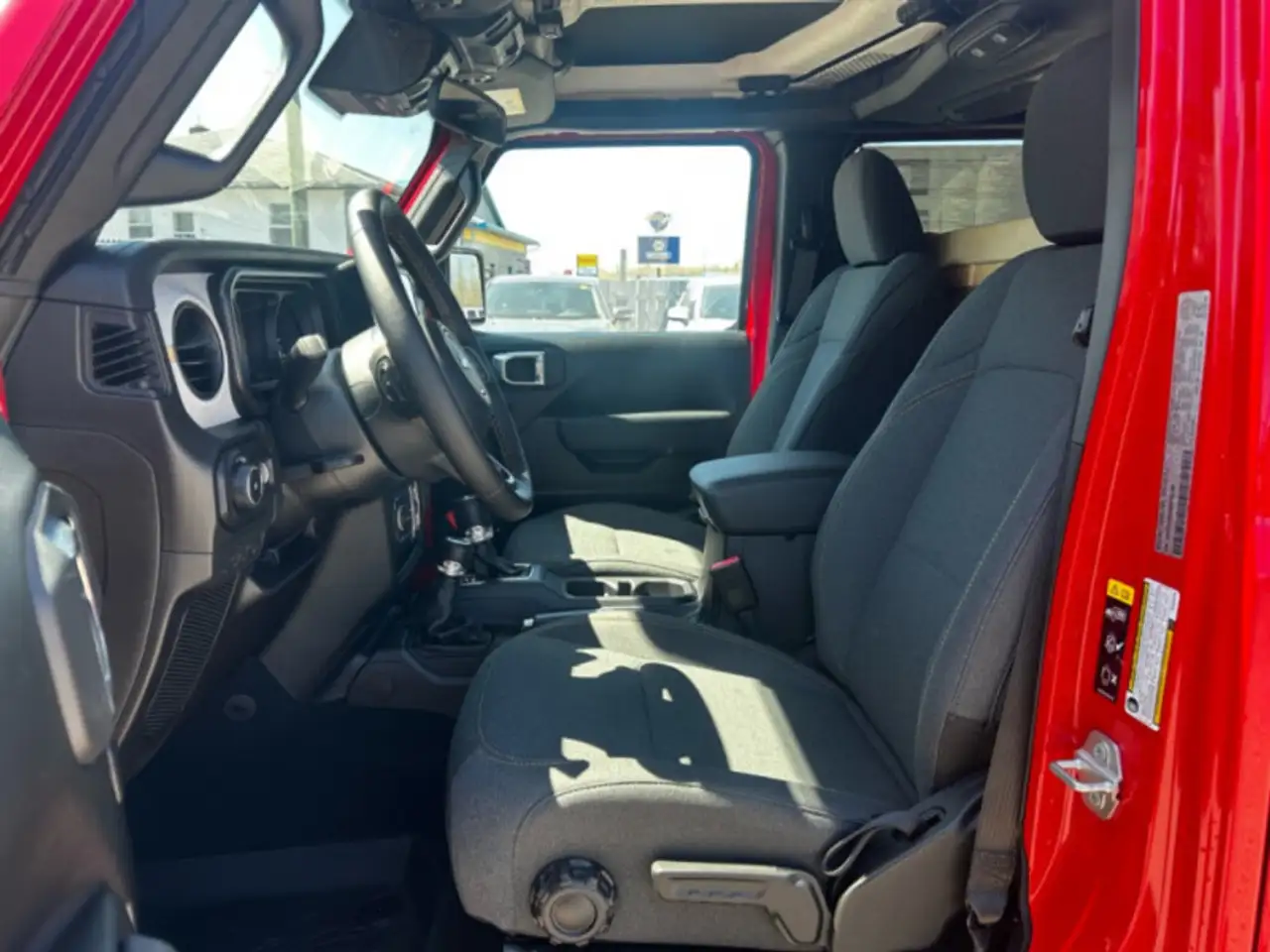 Jeep Wrangler снимка Jeep Wrangler
