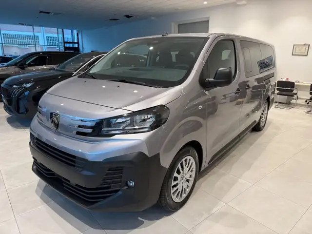 Peugeot Traveller 2.2 180 S&S EAT8 Combi Long traveller iva compresa