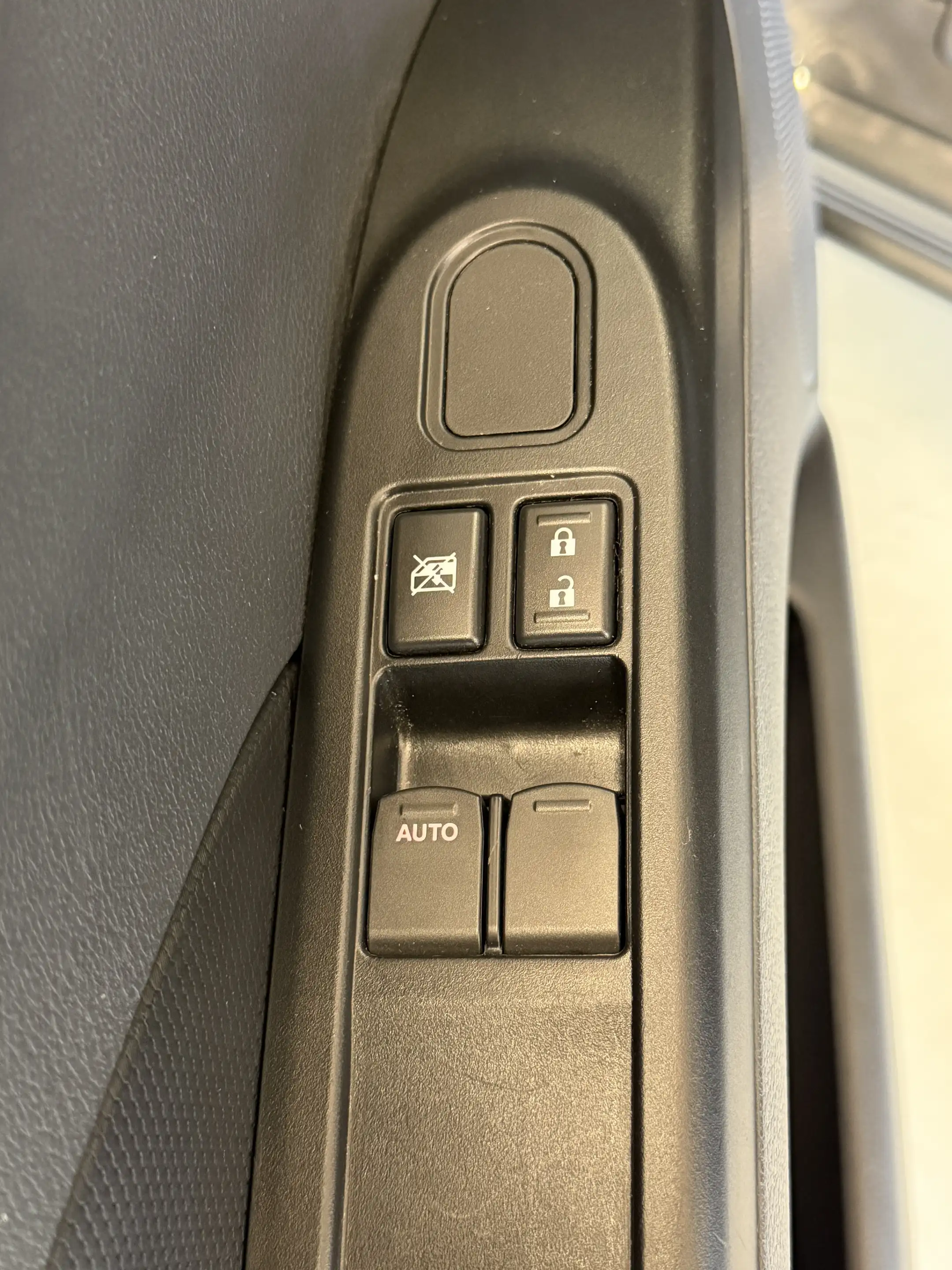 Suzuki Celerio Basis — photo 13
