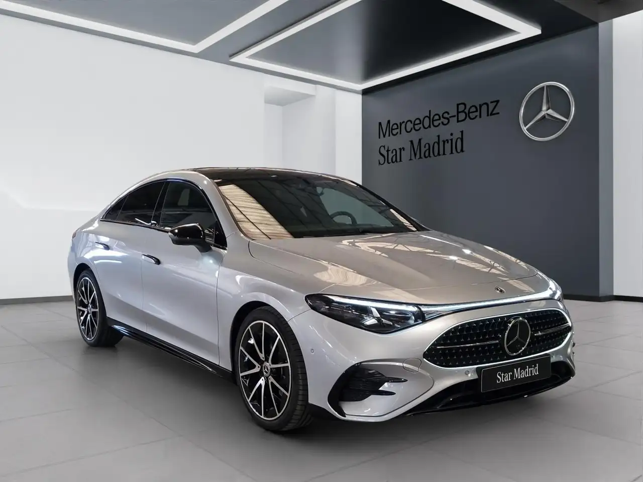 Mercedes-Benz CLA 180