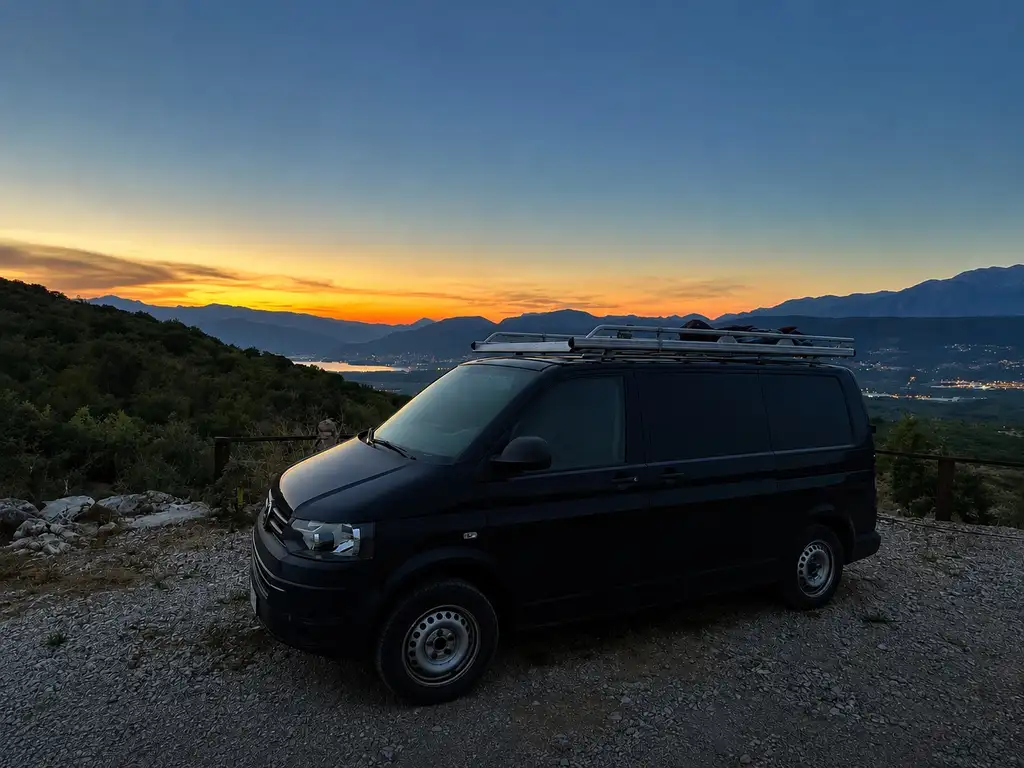 Volkswagen T5 Transporter 2014 из Европы — купить под ключ