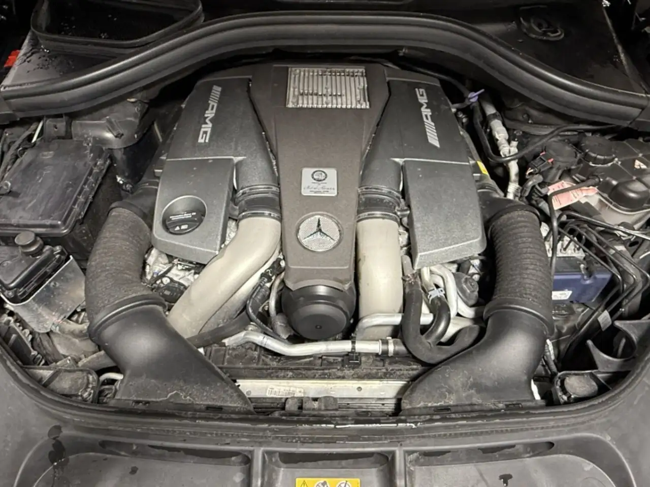 Mercedes-Benz GLE снимка Mercedes-Benz GLE