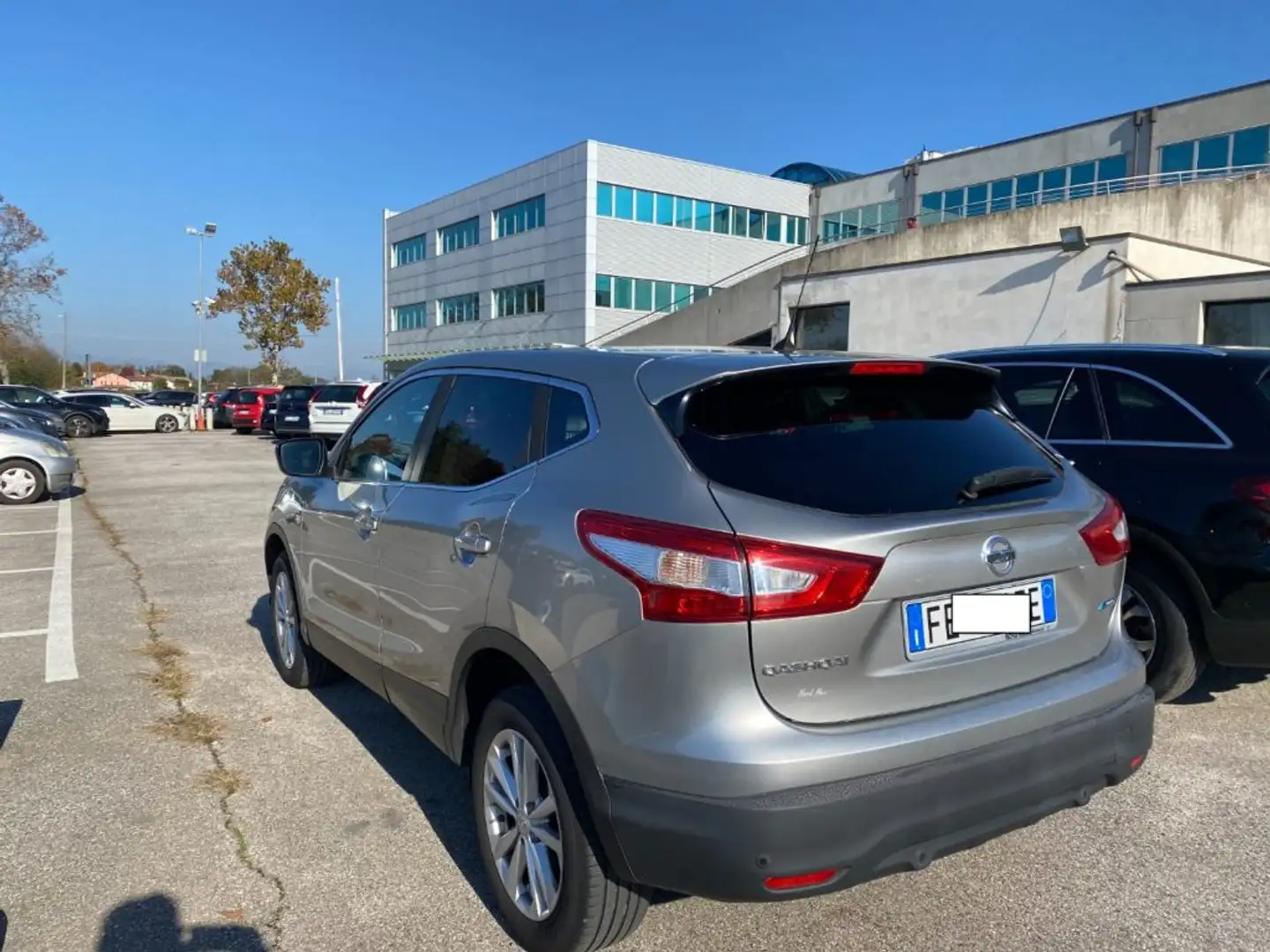 Nissan Qashqai 1.5 dCi Business Argent - 2