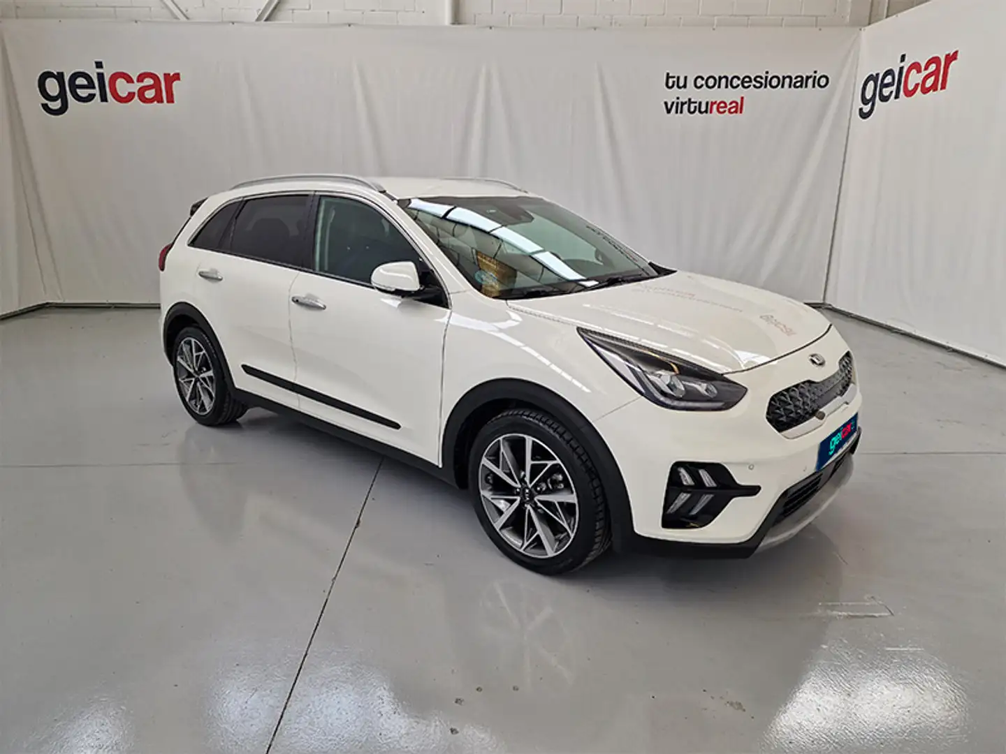 Kia Niro 1.6 HEV Emotion Blanc - 1