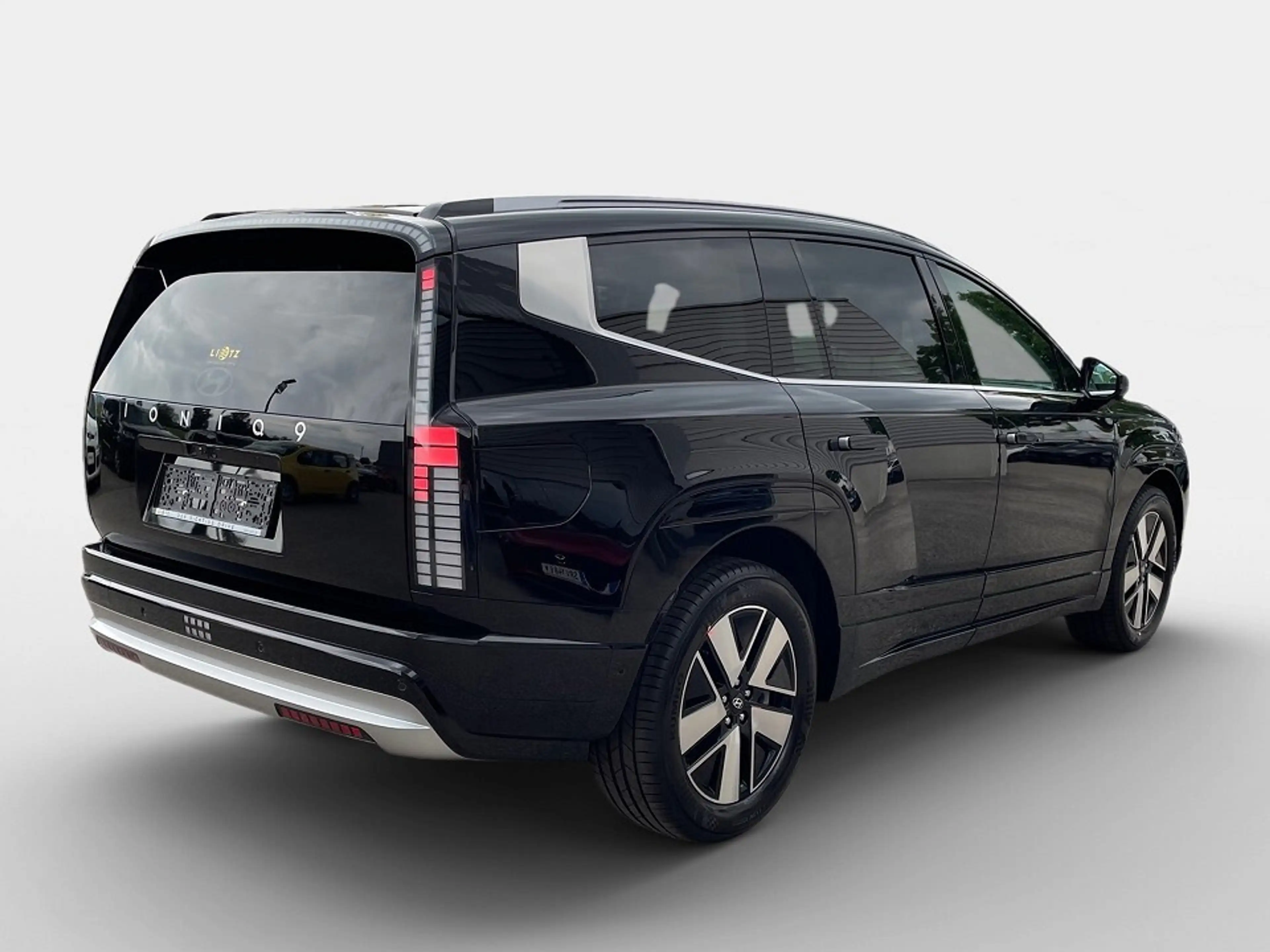 Hyundai IONIQ 9 Prestige Line 110 kWh 2WD 96p71-O2 inkl V2 — photo 4