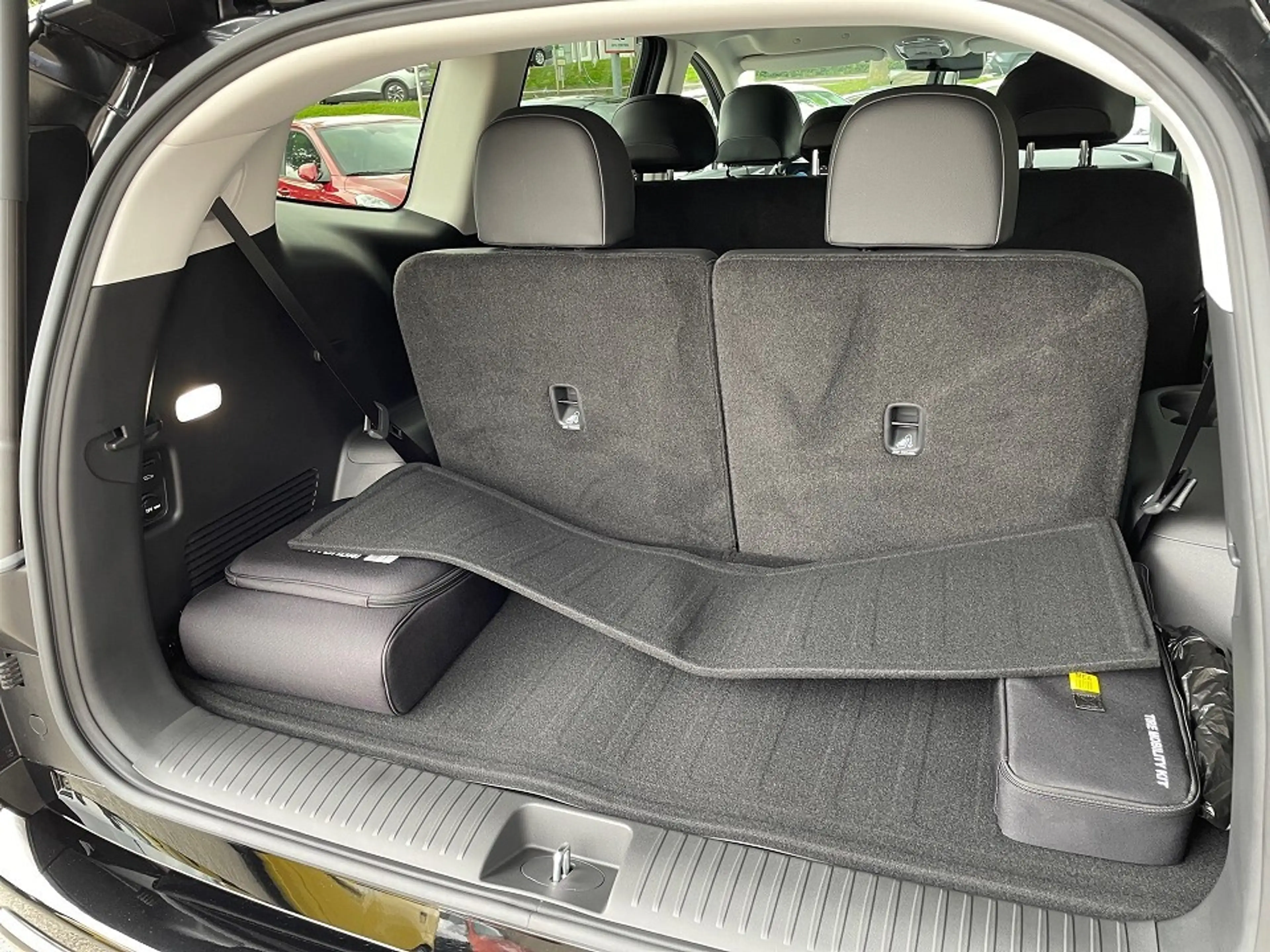 Hyundai IONIQ 9 Prestige Line 110 kWh 2WD 96p71-O2 inkl V2 — photo 9
