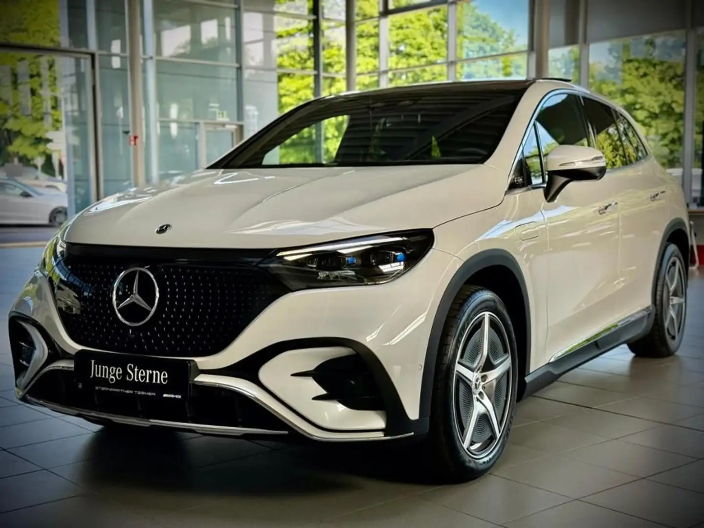 Mercedes-Benz EQE 350 4M FELX BONUS AMG+PANO+AHK+360+HuD+Distr Fehér - 2
