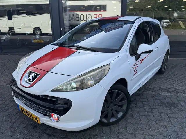 Peugeot 207 1.6-16V T Le Mans motorschade