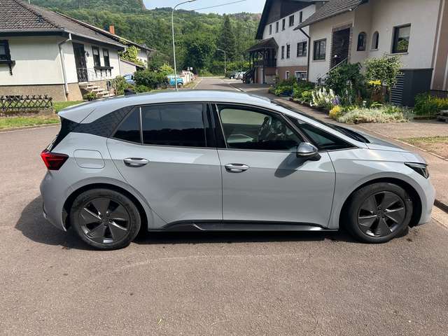 CUPRA Born Born 150kW/58kWh
