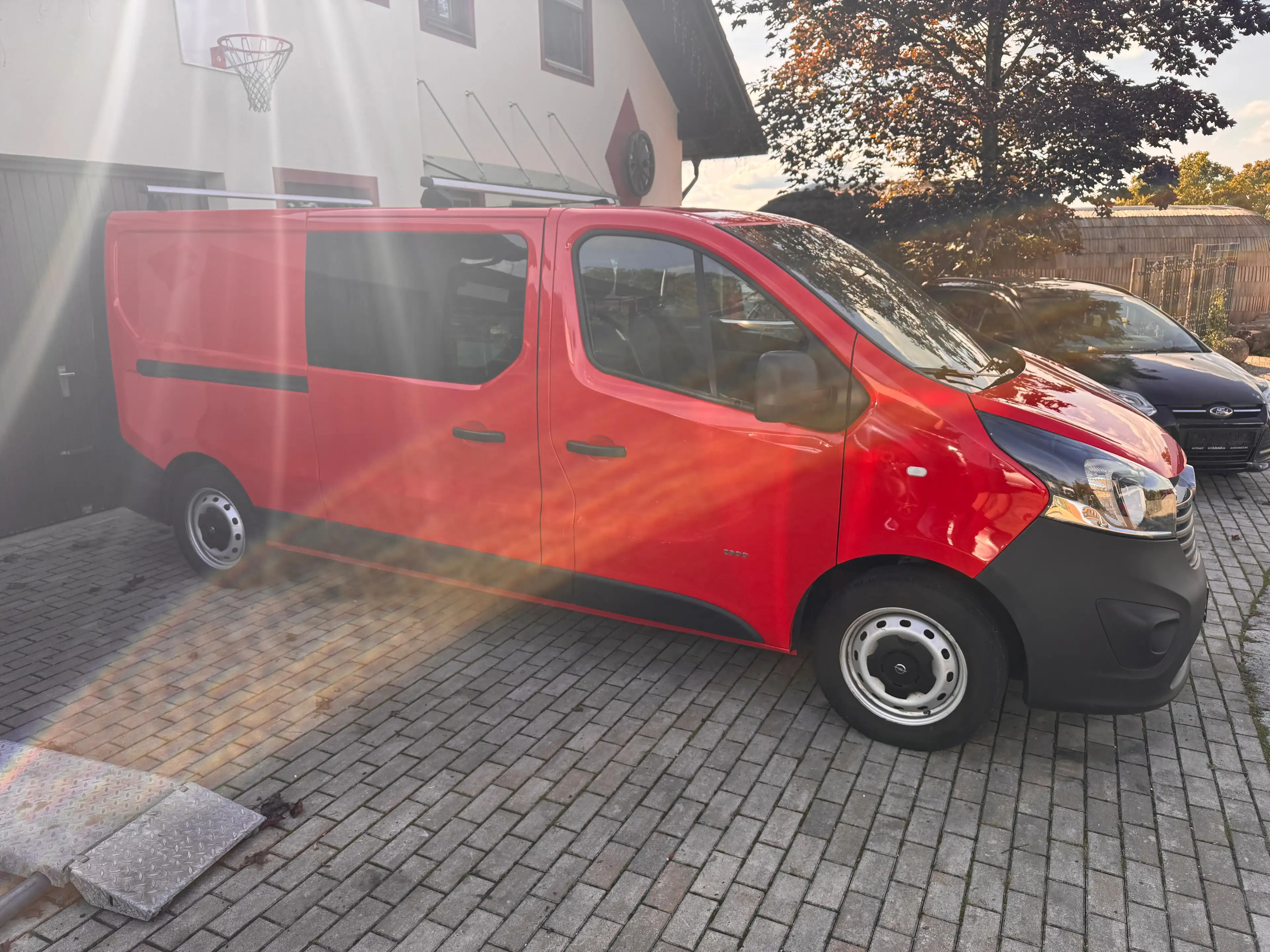Opel Vivaro Kasten L2H1 *orig Kilometer* AHK — photo 3