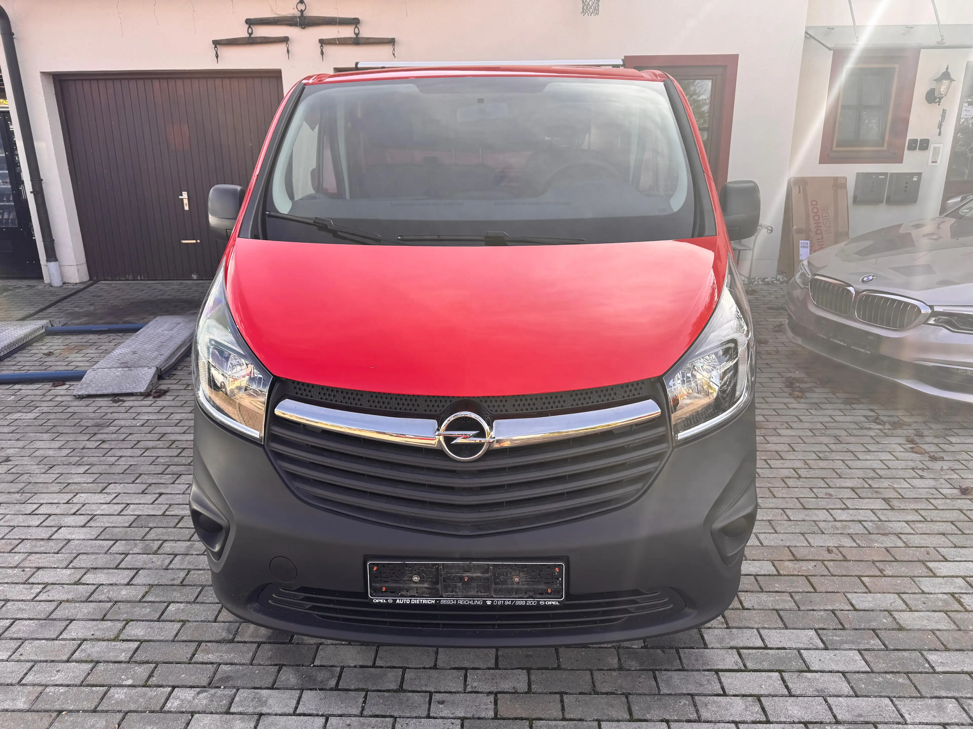 Opel Vivaro Kasten L2H1 *orig Kilometer* AHK — photo 2