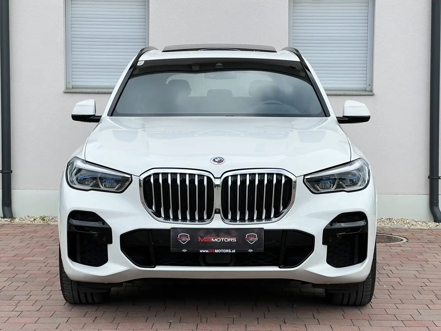 BMW X5 X5 xDrive45e PHEV Aut.*M PAKET*360 KAMERA*PANORAMADACH*HEAD UP*ACC*LASER LIGHT*HARMAN KARDON*KREDIT*GARANTIE Weiß - 2