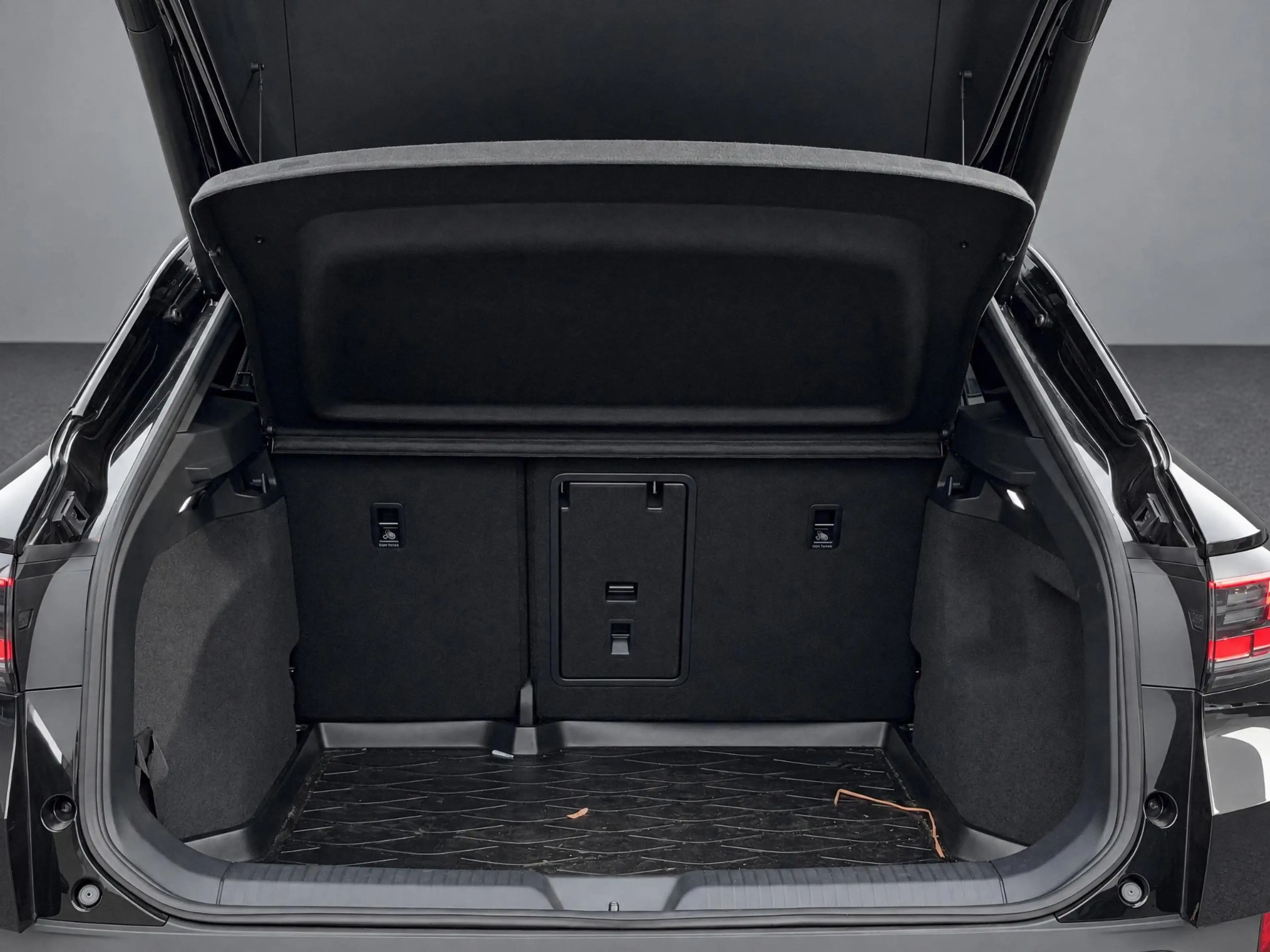 Volkswagen ID.4 Pro Limited Edition 77 kWh 286pk · SOH 99,9% · Cam — photo 10