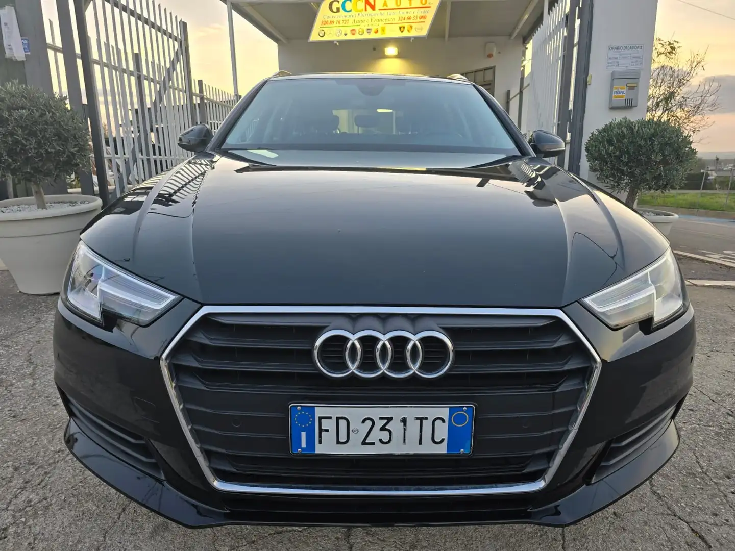 Audi A4 A4 V 2016 Avant2.0 tdiBusinessSport 150cv s-tronic Nero - 2