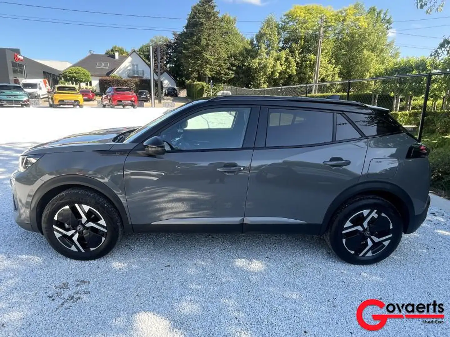 Peugeot 2008 II GT Gris - 2