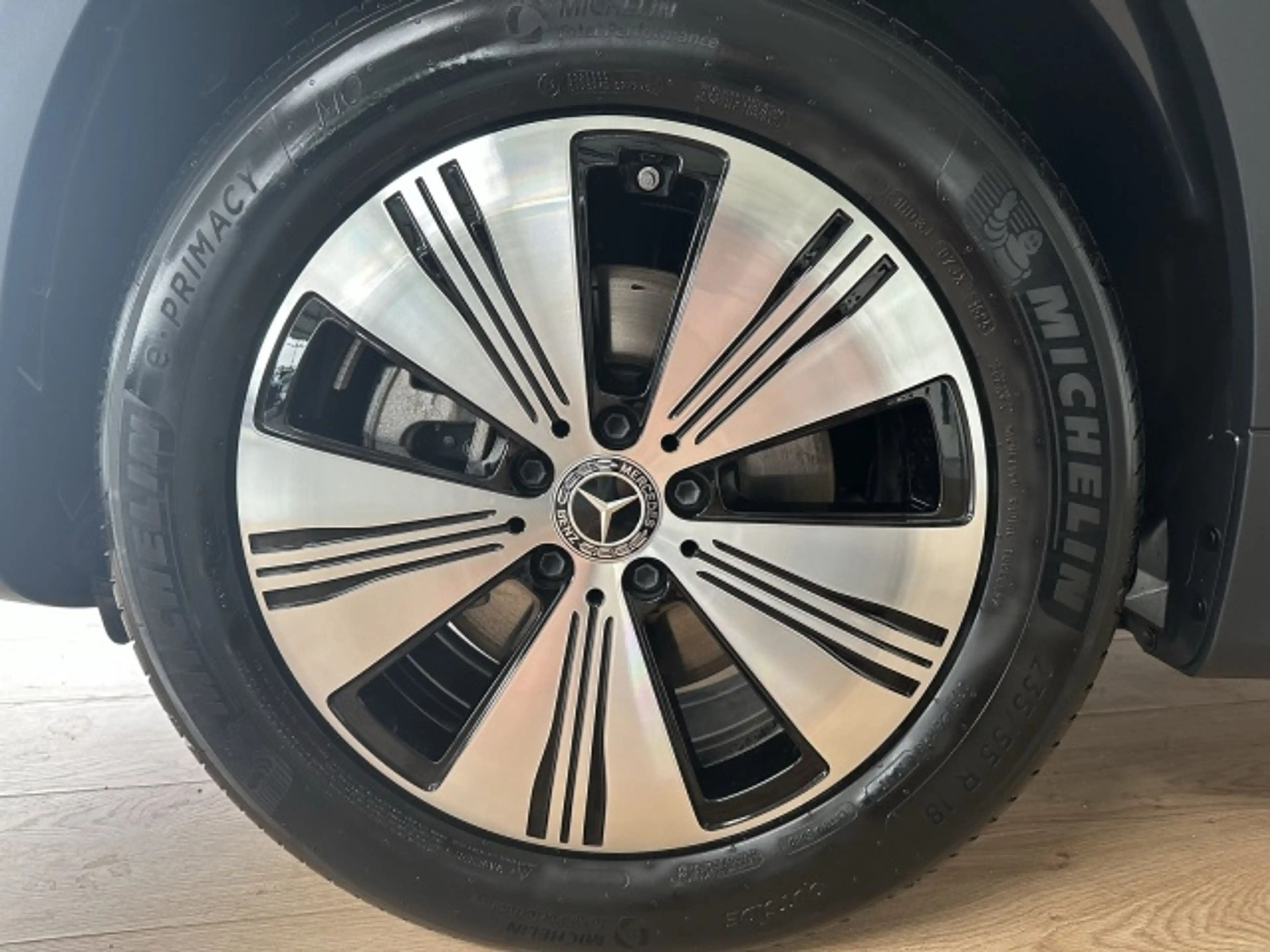 Mercedes-Benz EQB 300 EQB 300 4M Progressive MEMORY+KAMERA+LENKRADHZG. — photo 6