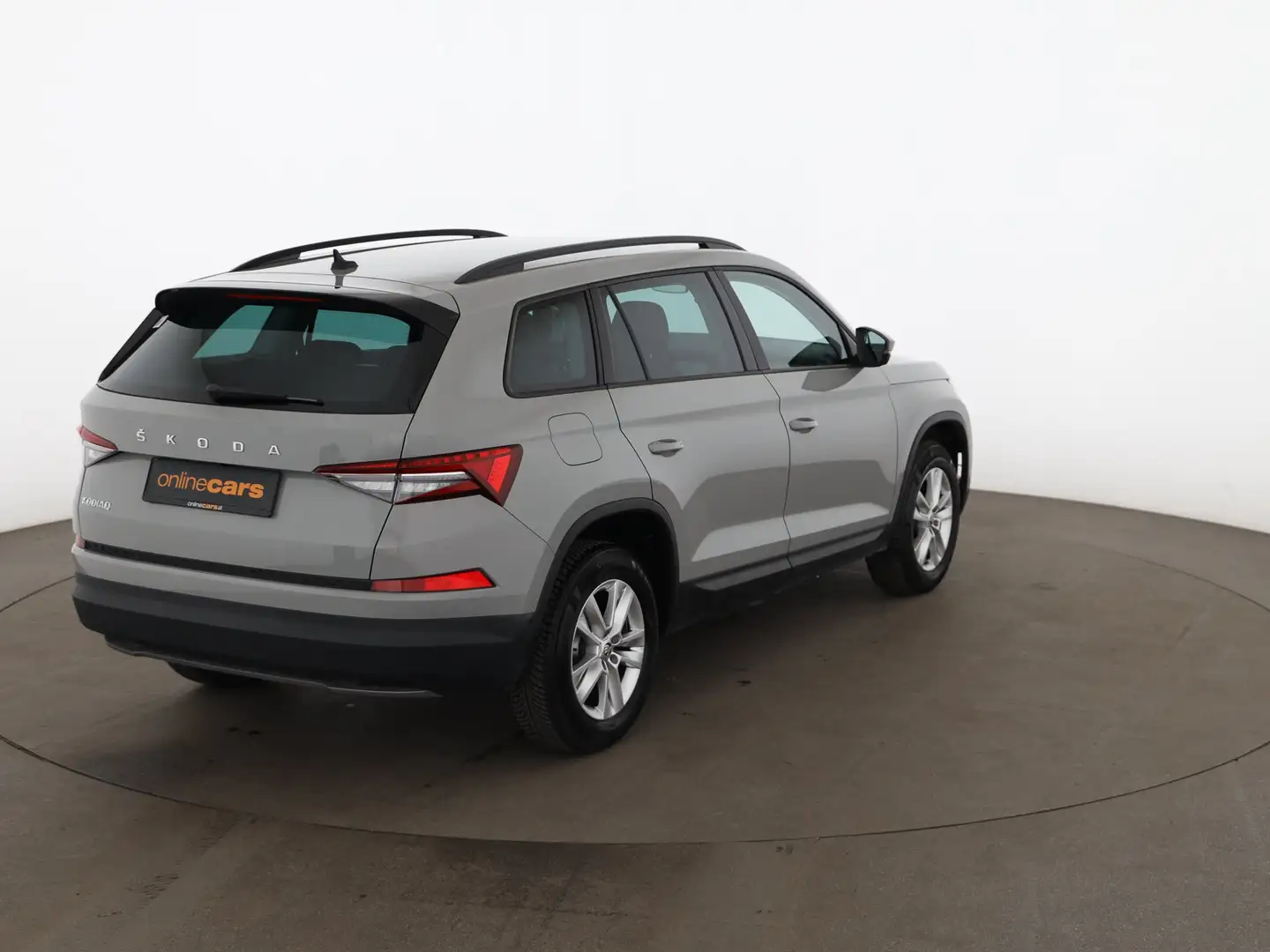Skoda Kodiaq 2.0 TDI Ambition Aut LED RADAR NAVI R-CAM Grau - 2