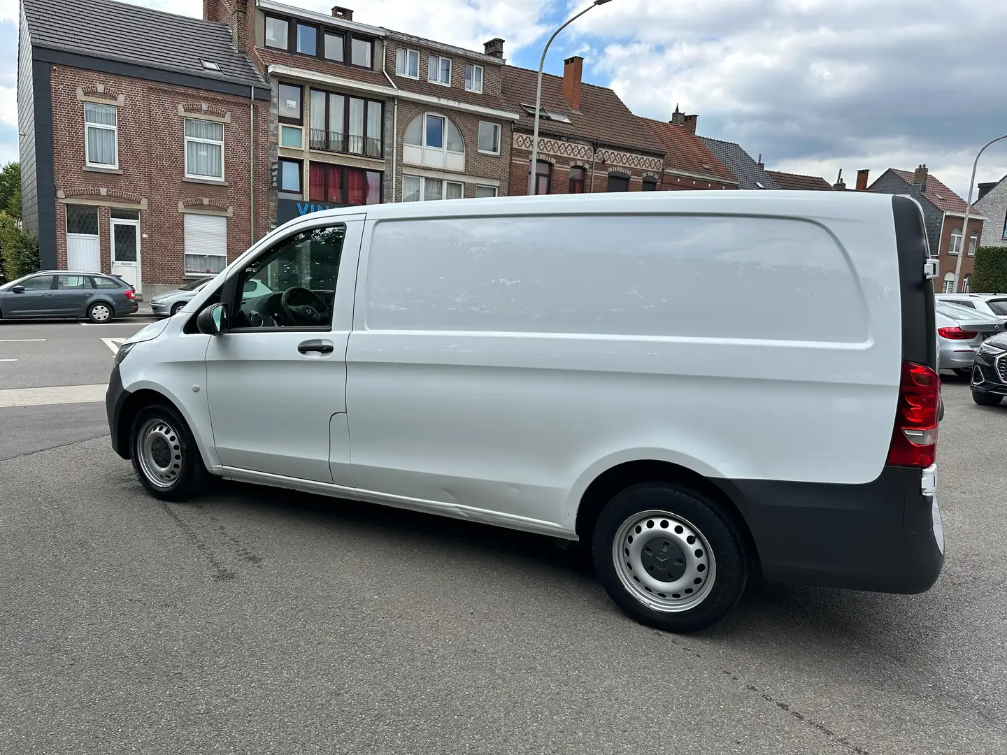 Mercedes-Benz Vito 111 CDi L2 I 3 places I Airco I Euro 6b Blanc - 2