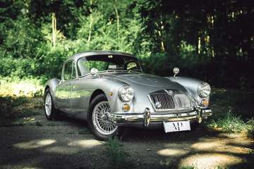 Coupè