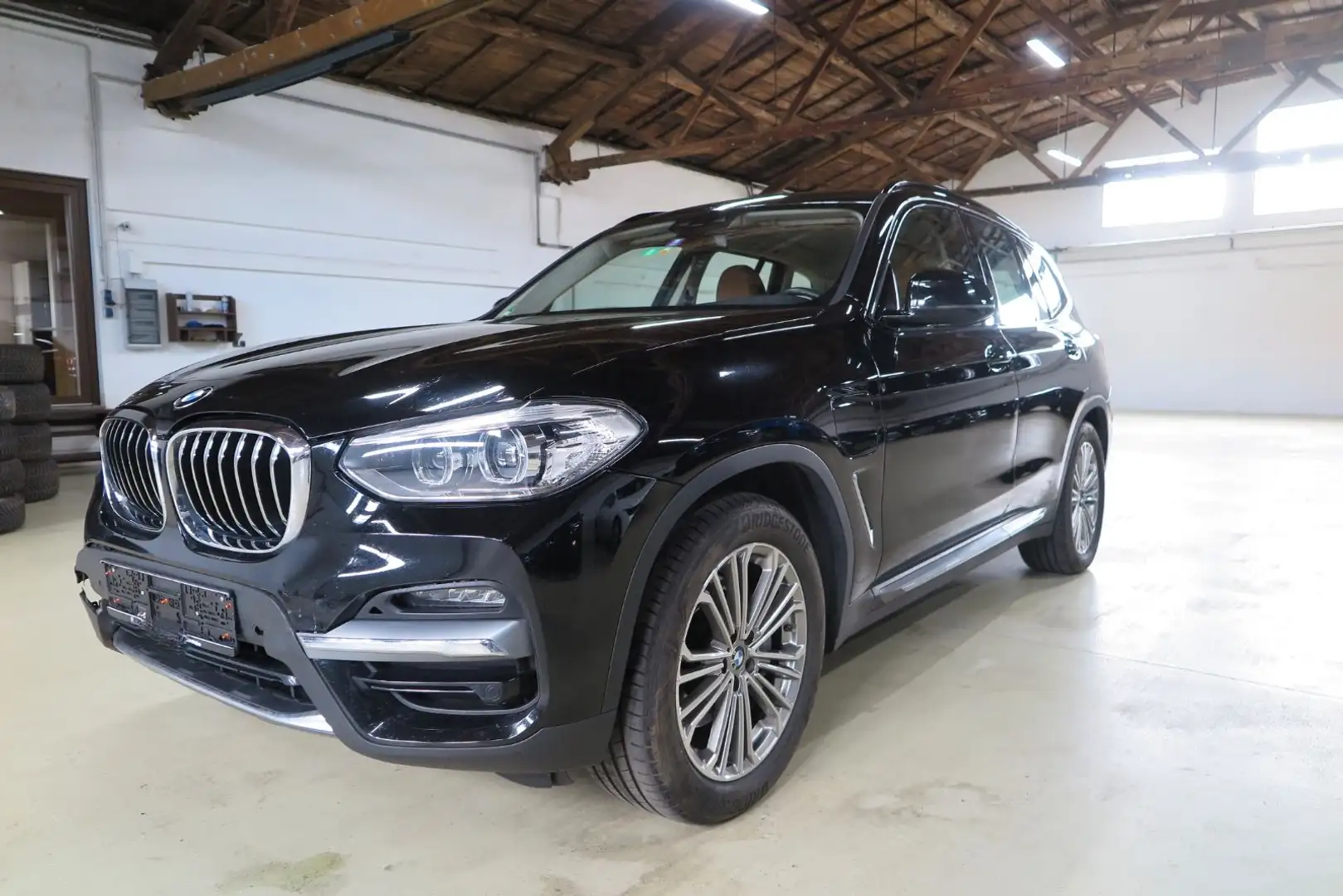 BMW X3 xDrive 30 e Luxury Line Aut, LED, Navi Leder Schwarz - 1