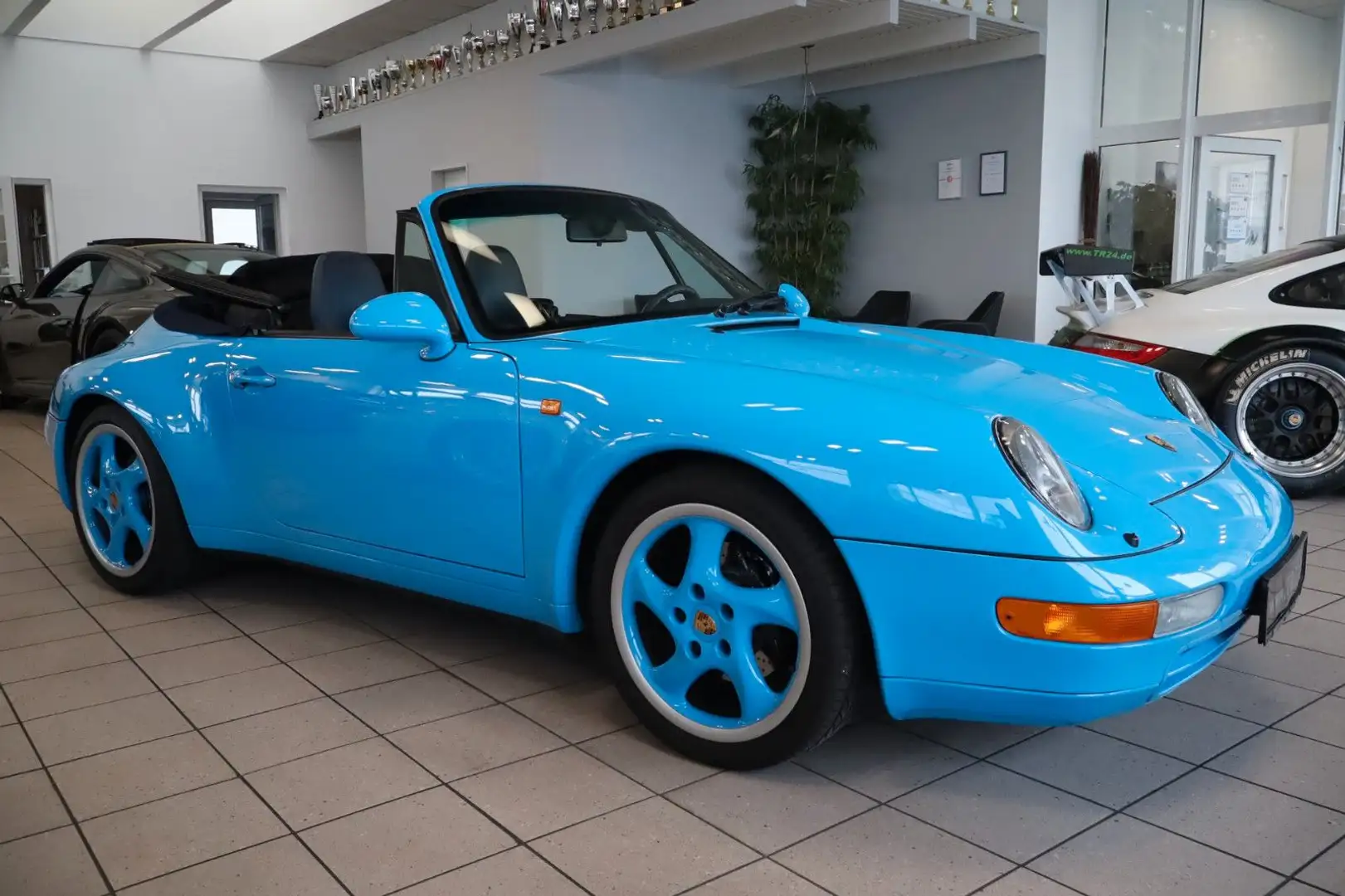 Porsche 993 911 993 Carrera 6-Gang, Klima, Verdeck elektr. Blau - 1