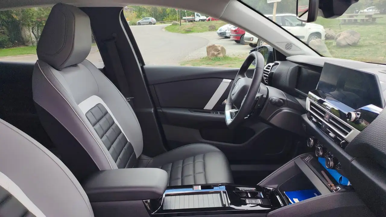 Citroen C4 Berline — photo 27