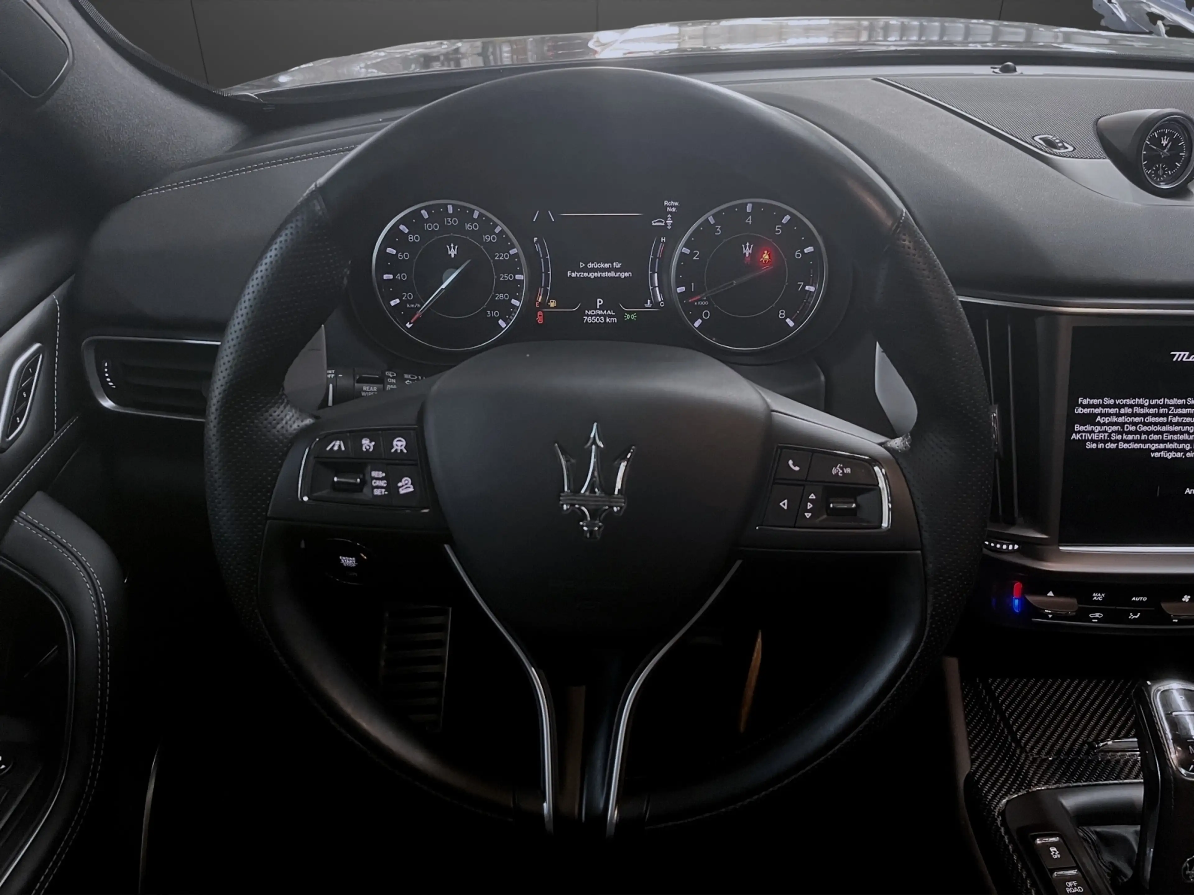 Maserati Levante SQ4 GranSport Modena — photo 8