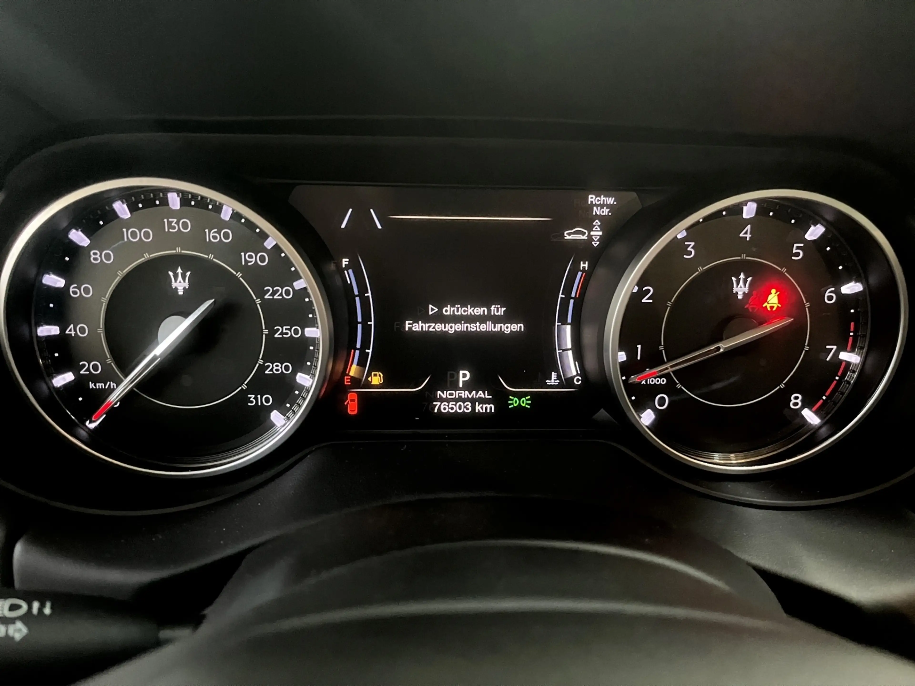 Maserati Levante SQ4 GranSport Modena — photo 12
